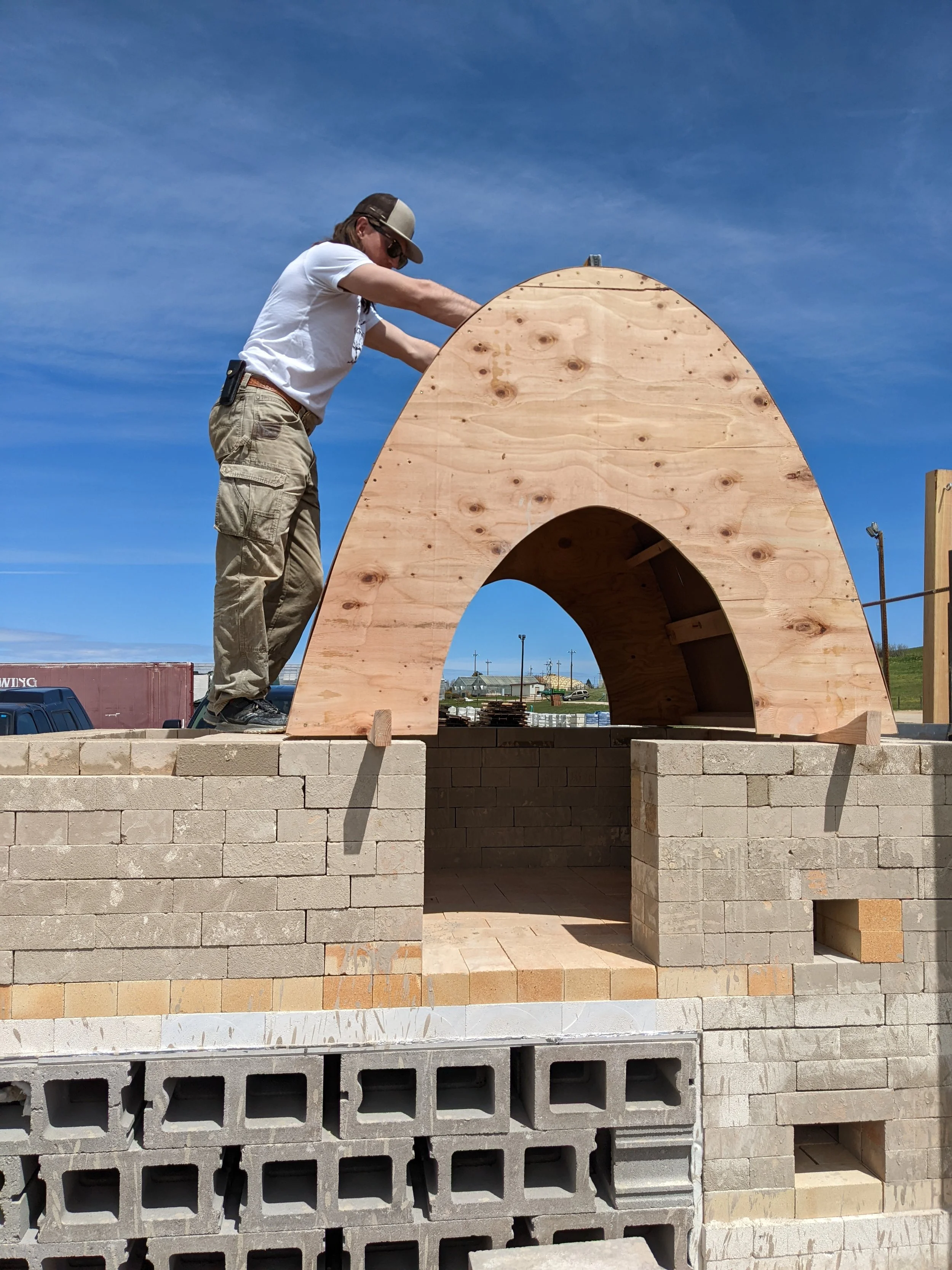 Positioning the arch frame