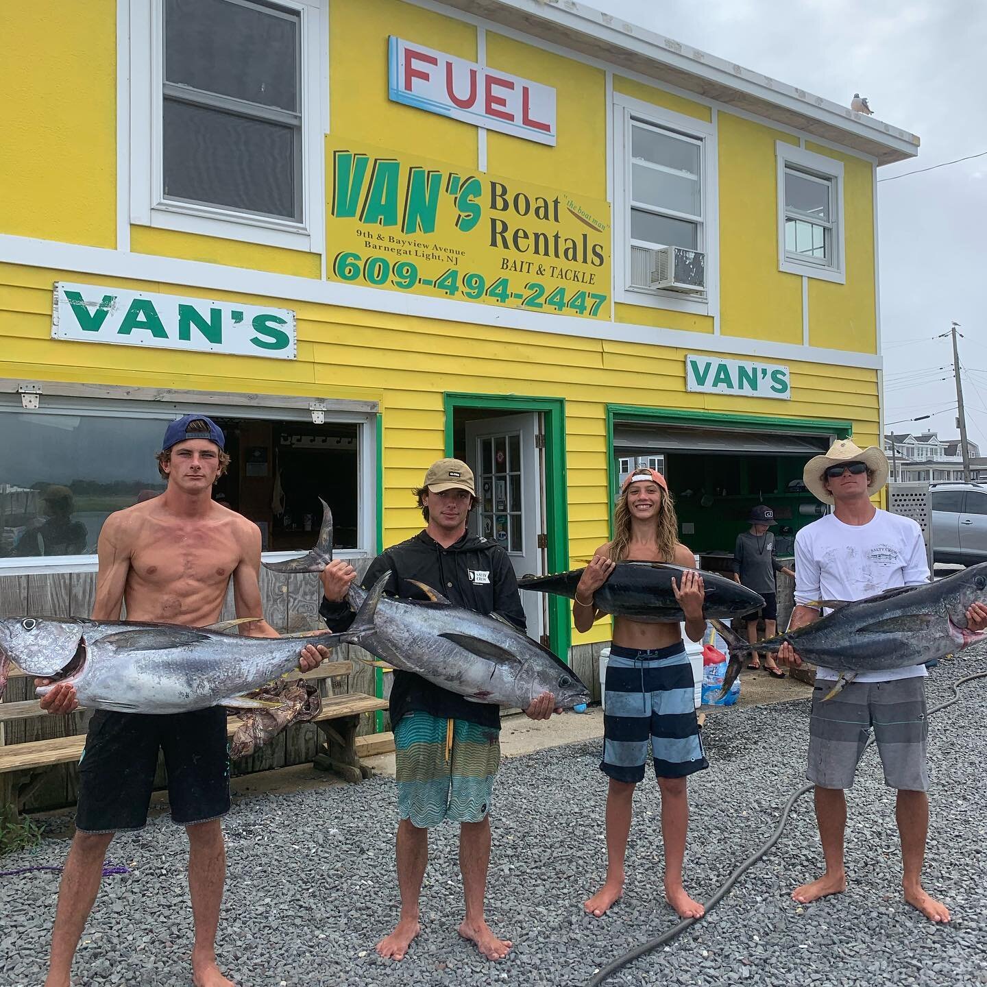 VANS BOATS BAIT BARNEGAT LIGHT NJ