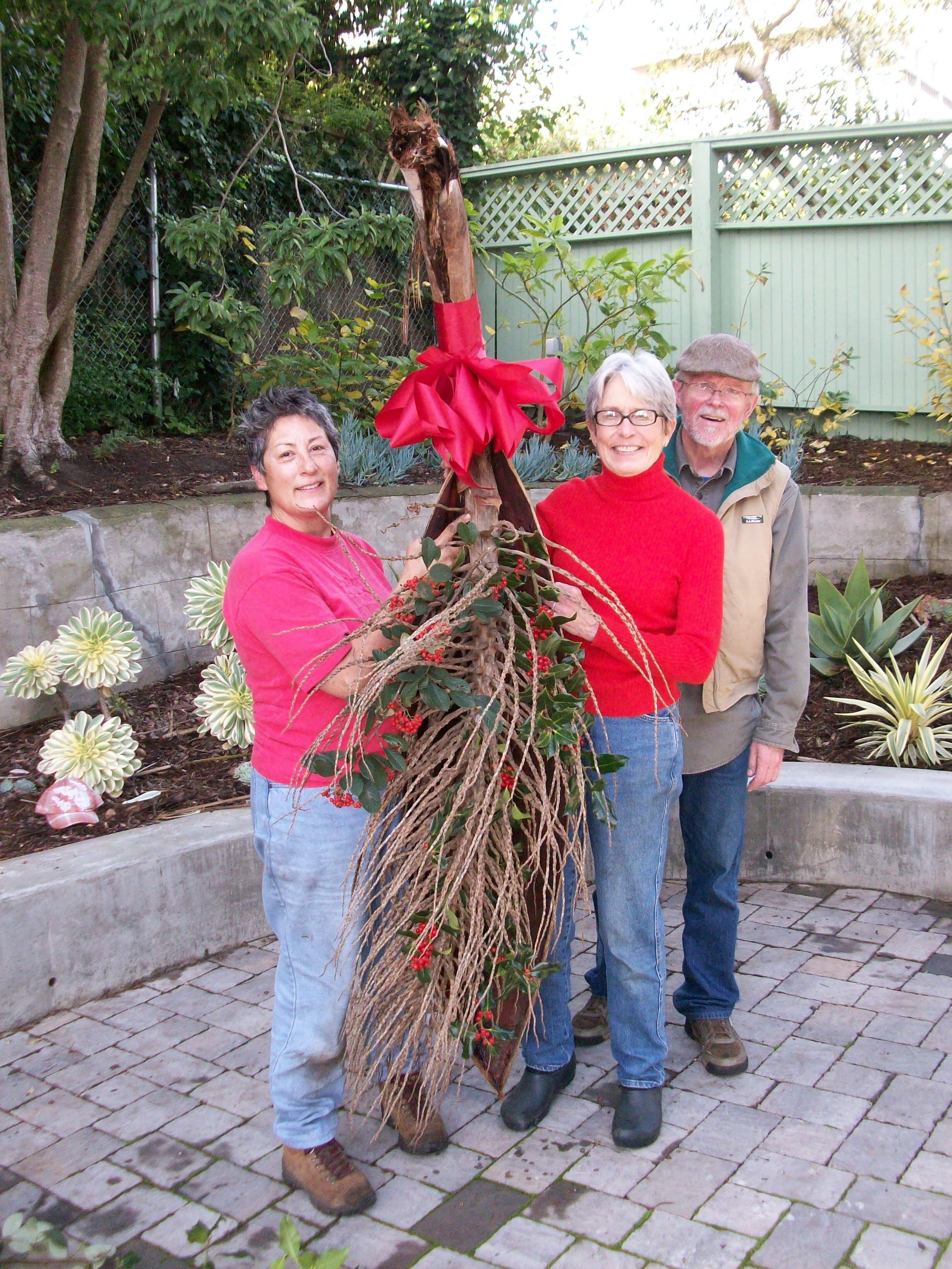 Wreath Making, Fence garlan_37.jpg