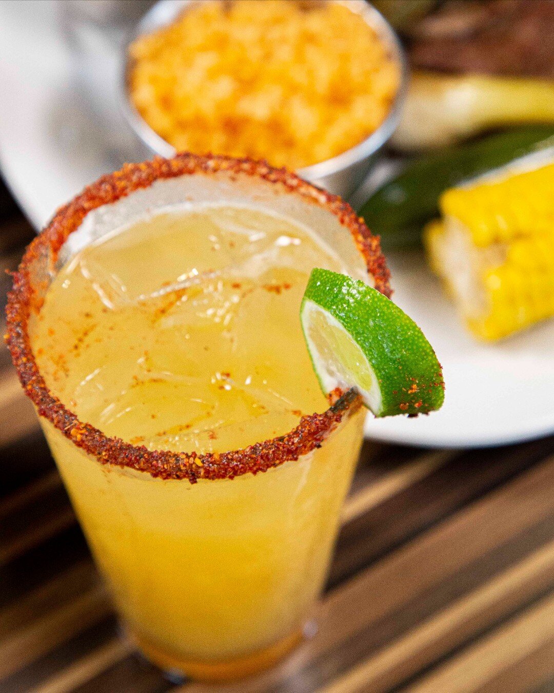 Nothing like a good handcrafted cocktail to start celebrating the weekend 🍹

#ayetoronc #drink #cocktail #mexicanfood #mexicanrestaurant #weekend