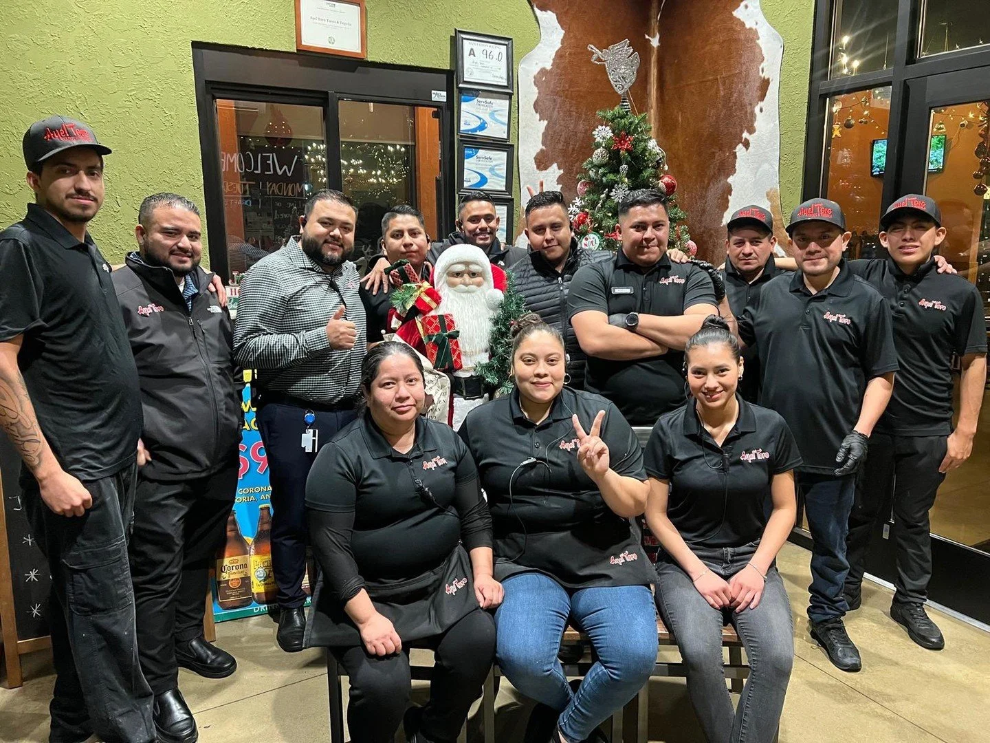 Familia, as we close out the year, we just want to say thank you. Thank you for showing up, supporting us, and being part of our extended family all year long. We&rsquo;re incredibly grateful for our team and for every guest who walked through our do