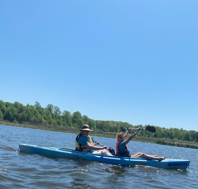 Kayaking with my cuz during cousin&rsquo;s weekend! Something so freeing and peaceful about being in the water! 
#peace #peaceofmind #freeing #kyaking #meditation #fun