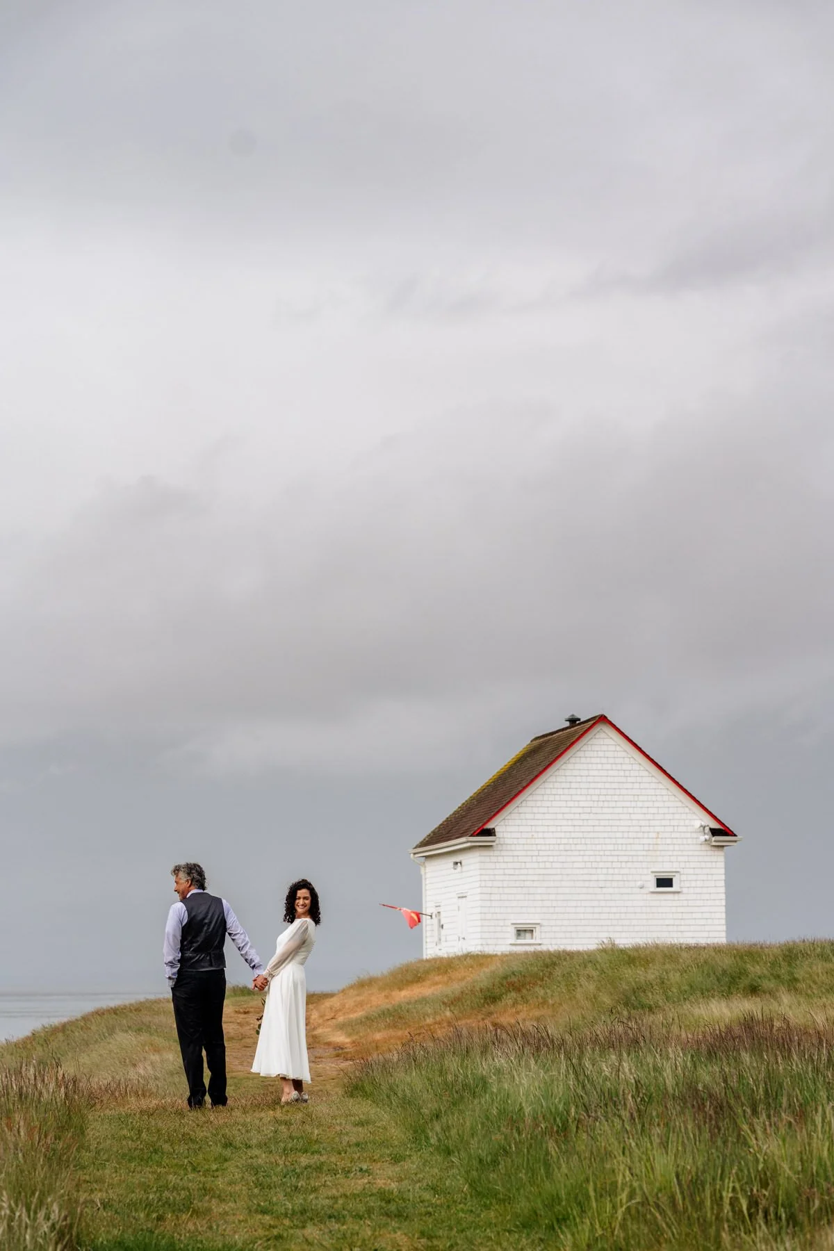 saturna island wedding gulf island micro wedding - 102.jpg
