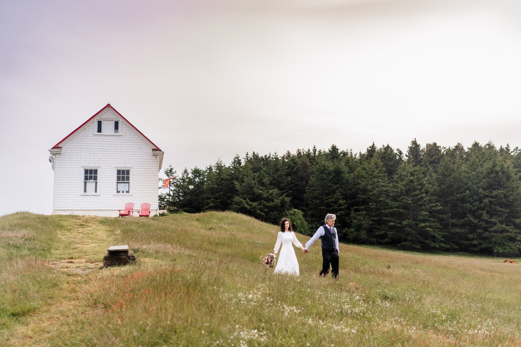 saturna island wedding gulf island micro wedding - 123.jpg