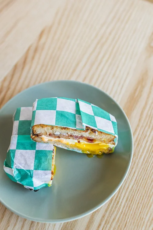 Wingen Bakery & Restaurant, business photo 3