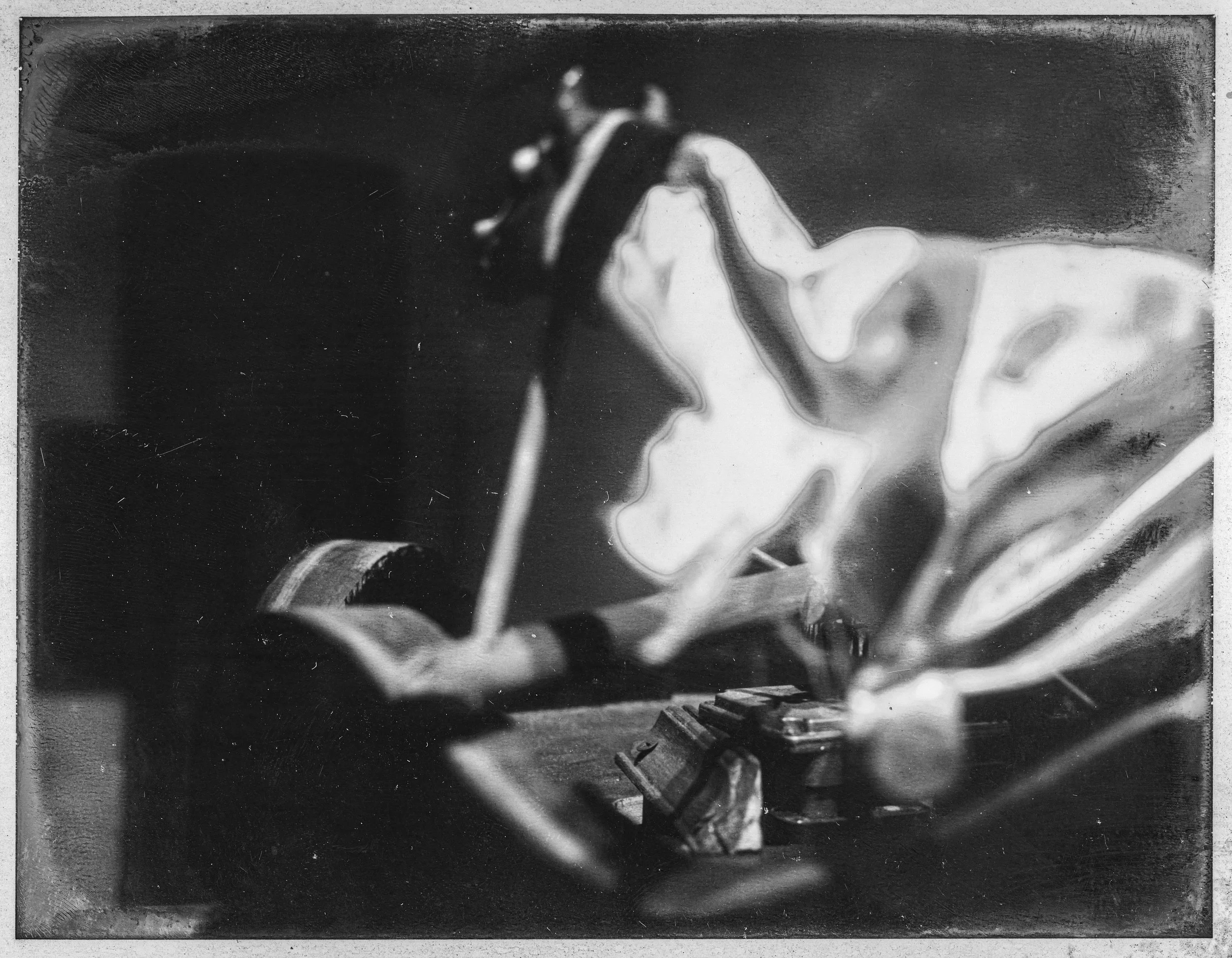 TODD MURPHY
Studies of Motion Series 9 , 1997 Ed. 1/2
SILVER GELATIN PRINT
8 x 10 in. (20.3 x 25.4 cm)