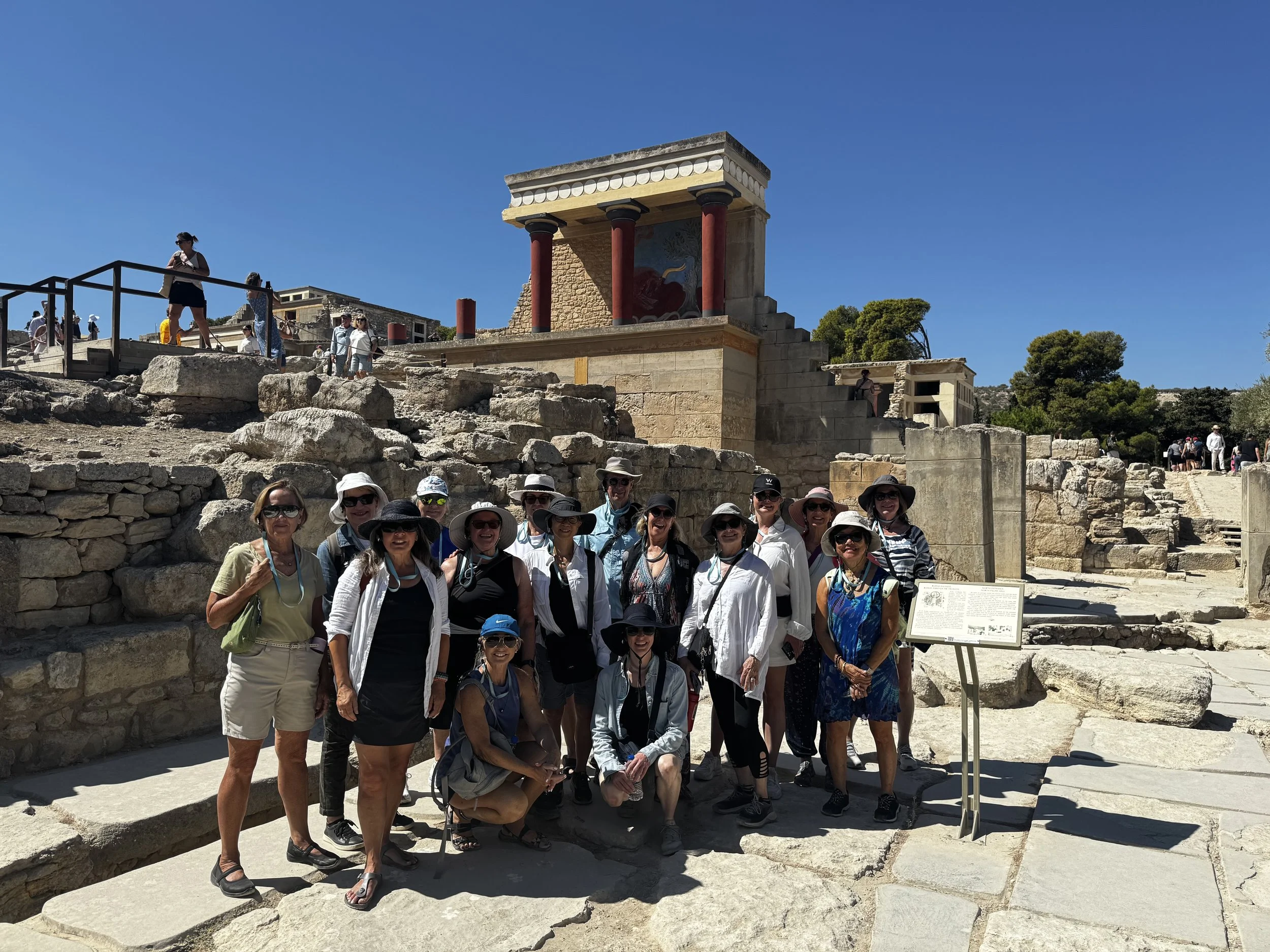 Discover Knossos & Heraklion guided tour in Crete
