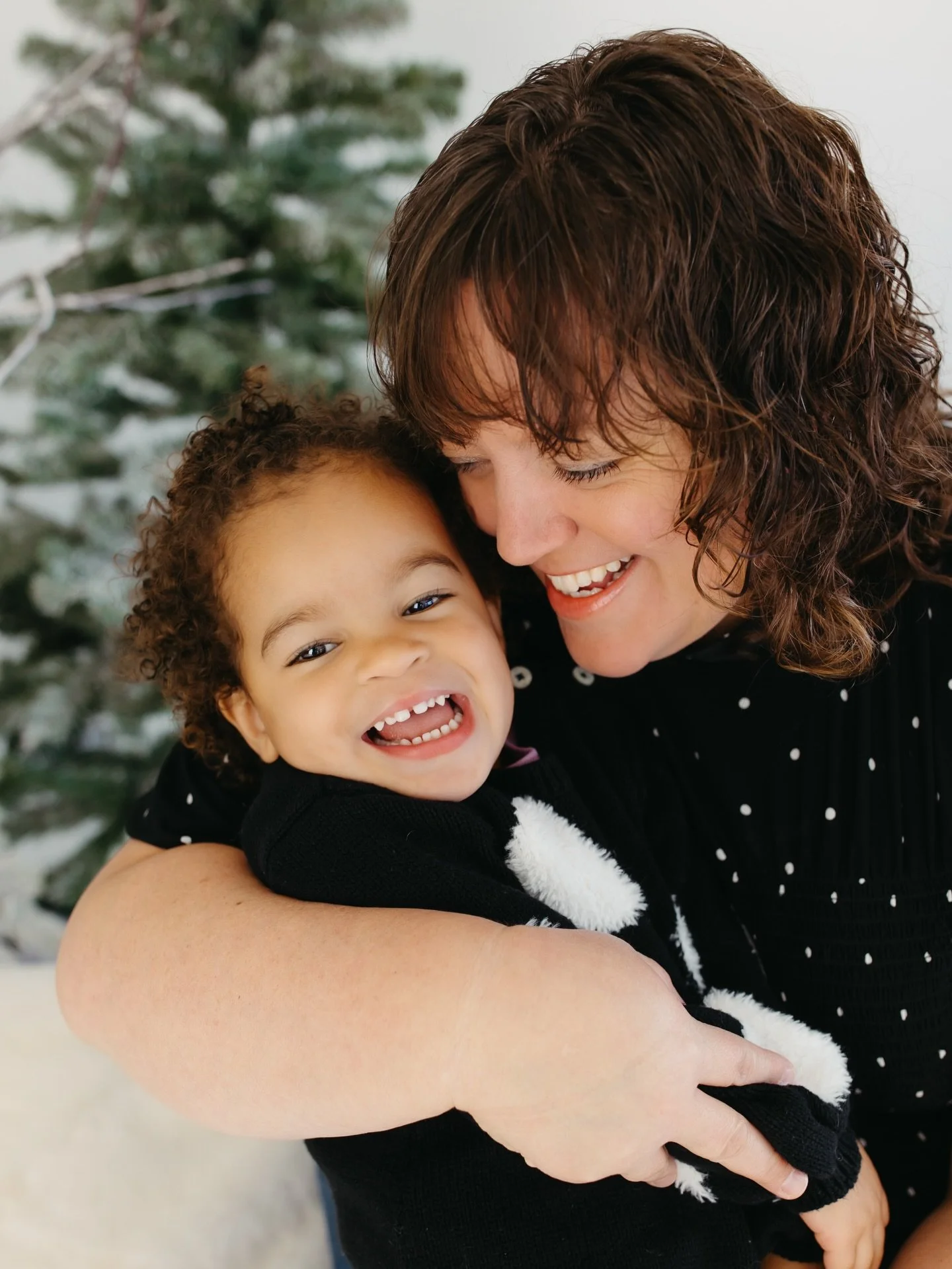 I still have two spots open for this Friday at the studio in the late morning!! Tell your friends!! @thenest_by_northcitystudio 

Seattle Newborn Lifestyle Photographer, Maternity Photos, Family Photos, PNW, Snohomish County Family Photographer, Moth