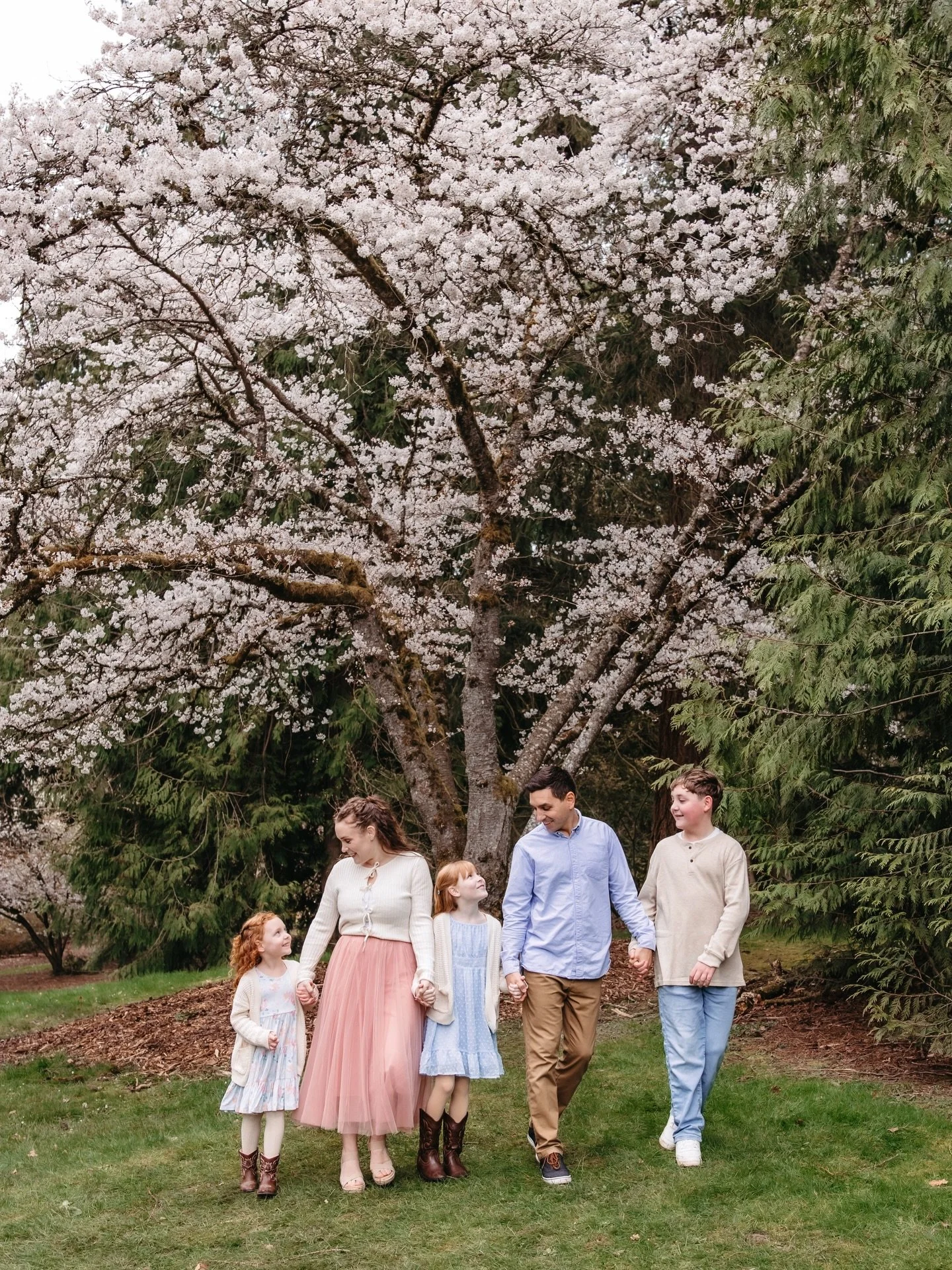 Happy Easter, happy sunny day, happy weekend! 

Seattle Newborn Lifestyle Photographer, Maternity Photos, Family Photos, PNW, Snohomish County Family Photographer, Motherhood Photographer, Washington Adventure Photographer