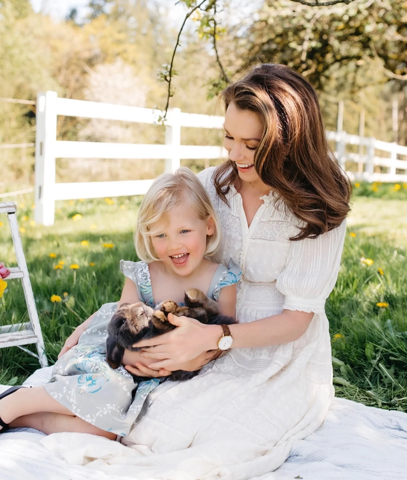 I&rsquo;m planning a last minute bunny and baby ducks mini for the weekend of May 1st at my property! I&rsquo;m thinking 10 images, 15 minutes, and $200 plus sales tax. Please check out my stories if you are interested and vote on the date! 

Seattle