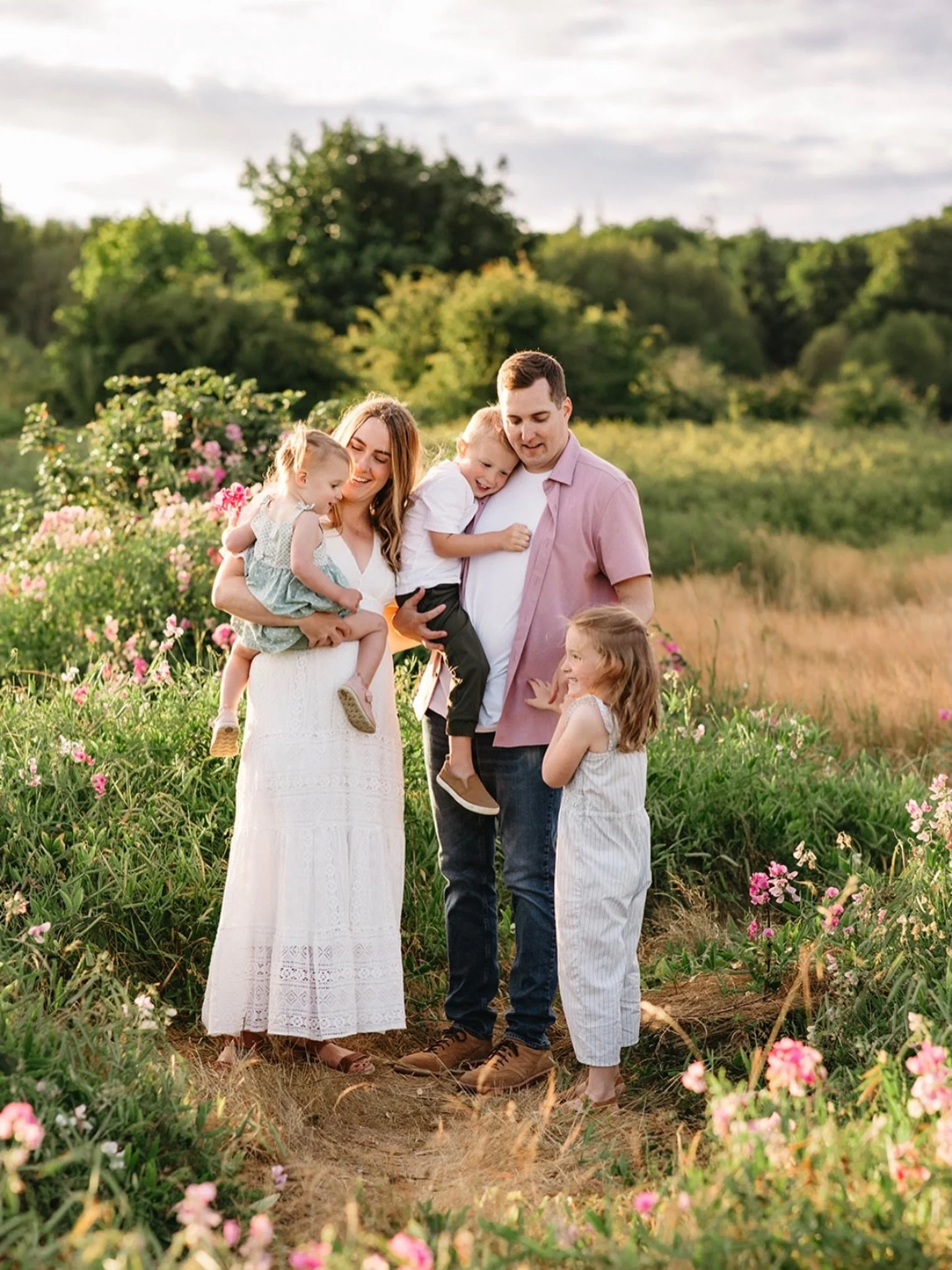 Who wants photos in July at this spot?! DM me to book! 

Seattle Newborn Lifestyle Photographer, Maternity Photos, Family Photos, PNW, Snohomish County Family Photographer, Motherhood Photographer, Washington Adventure Photographer