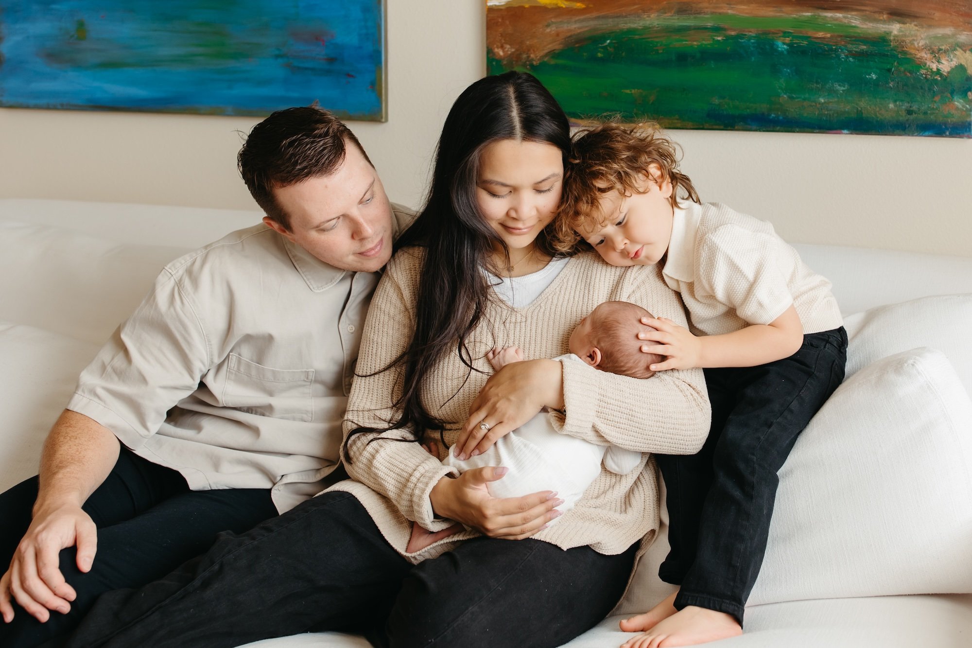 Newborn lifestyle sessions can be in your own home in the PNW