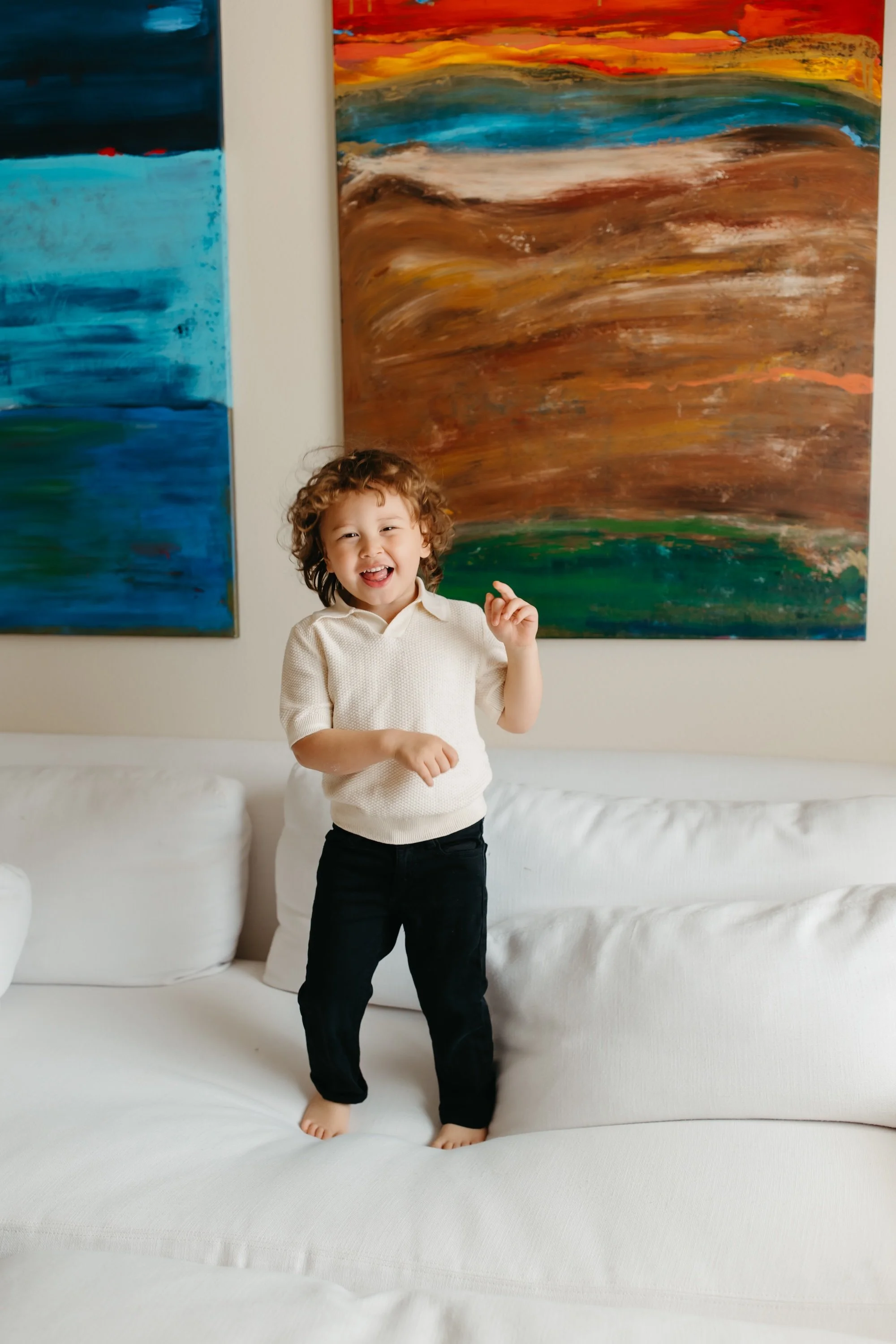 Lindsay spends time making siblings feel special in Snohomish newborn sessions