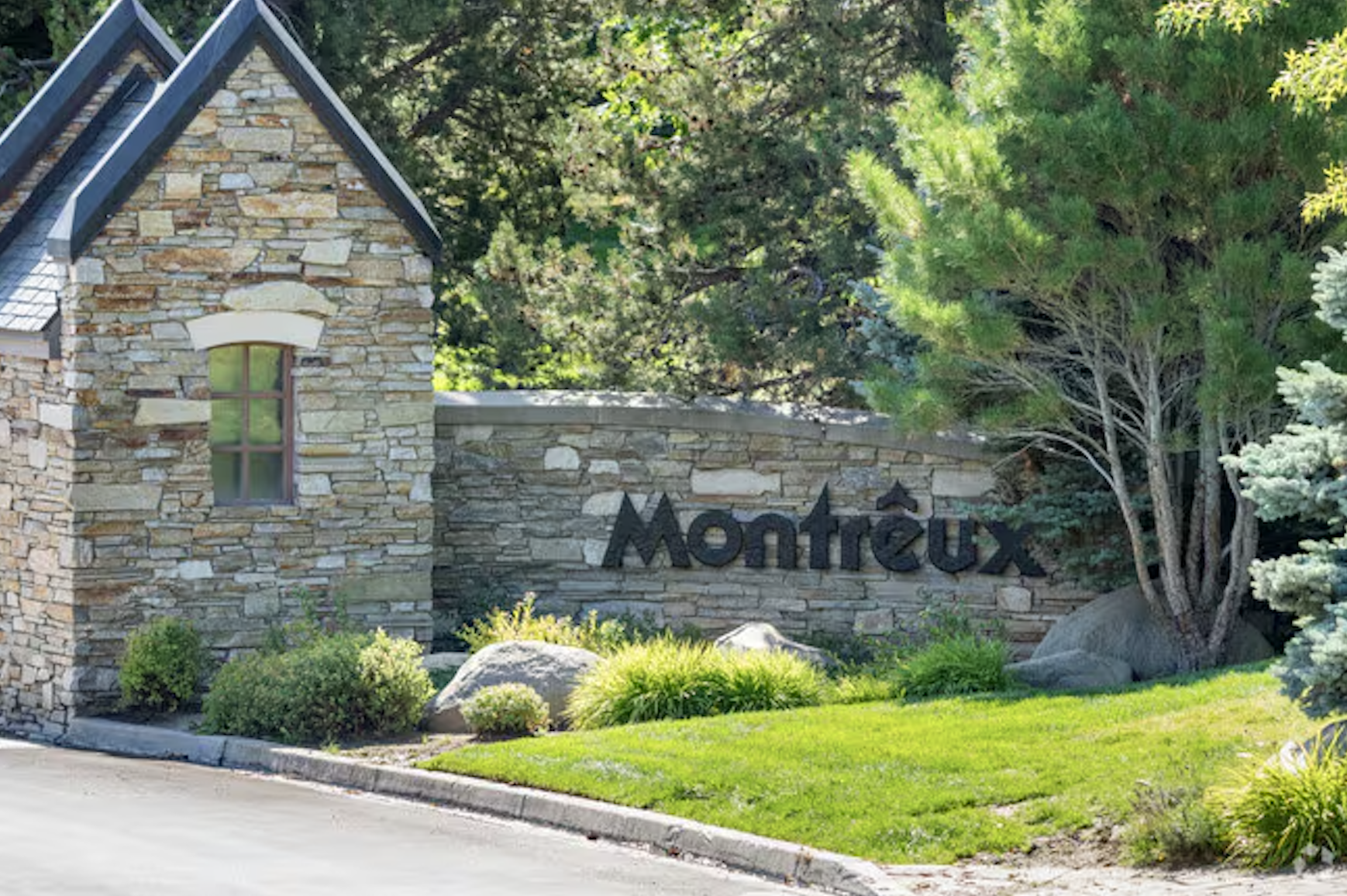 Residential street inside Montreux Reno gated neighborhood