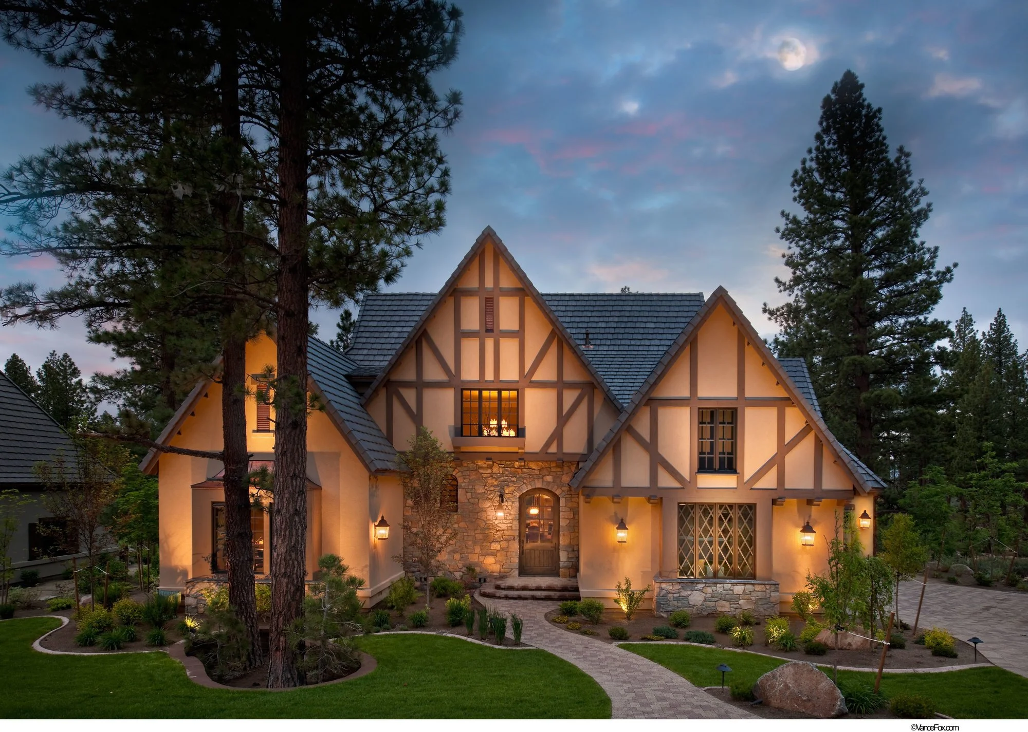 Custom estate homes define Montreux’s upscale character.