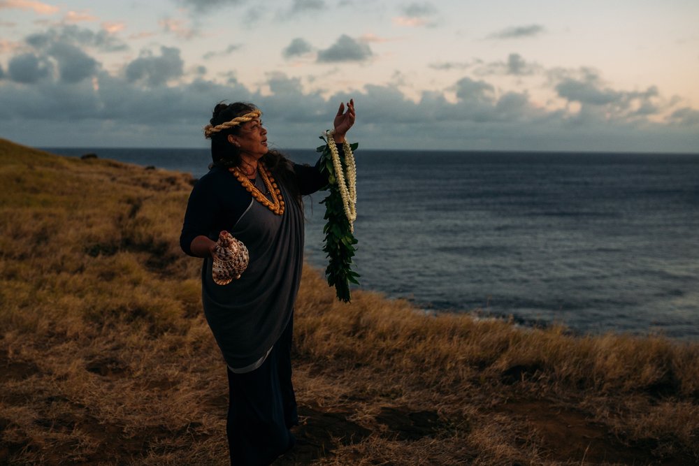 Traditional Hawaiian Ceremony Wedding Officiant