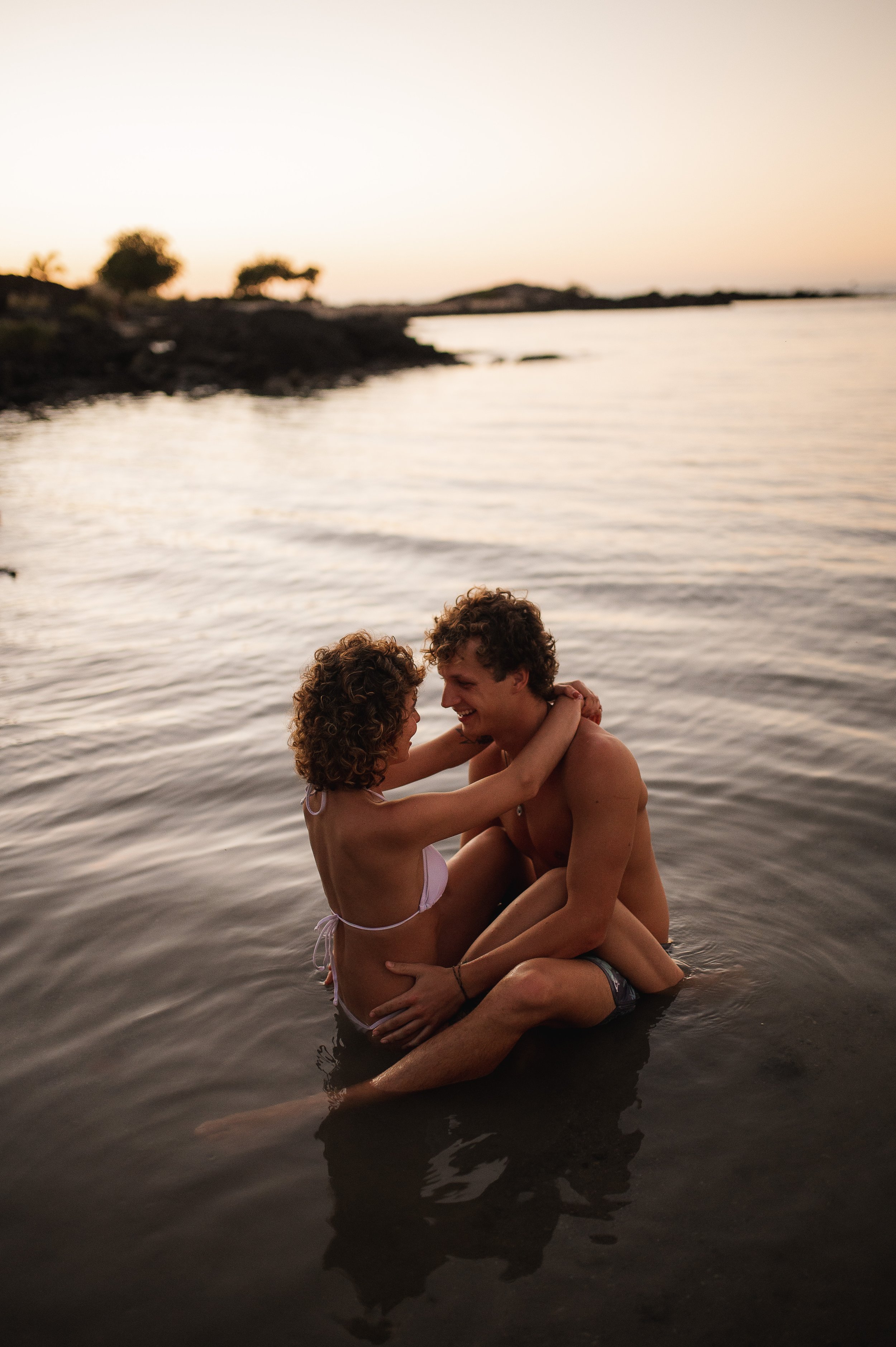 Kona-sunset-couples-photographer.jpg