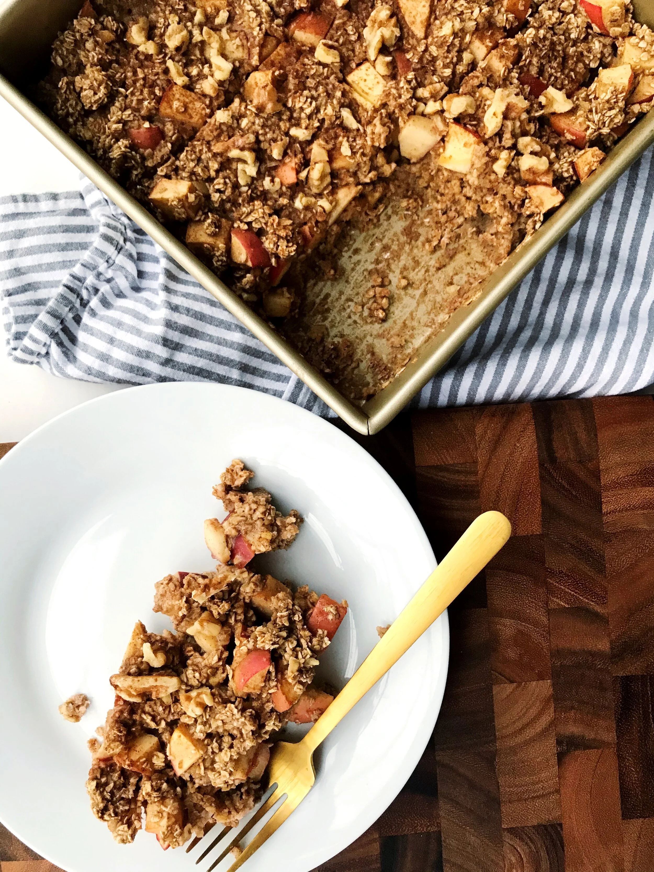 Apple Walnut Baked Oatmeal