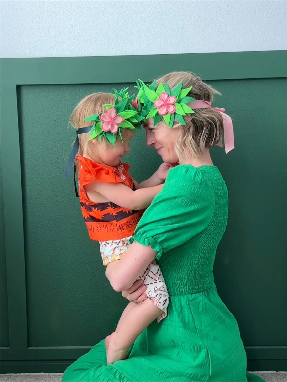 happy halloween from motunui 🌊🌺💚

rounding out our year of Moana! we were able to dress up a little early this year for a few parties, but I can&rsquo;t wait to snap some pics of us with our Maui tonight 🫶🏼

_
_

#halloween #happyhalloween #hall