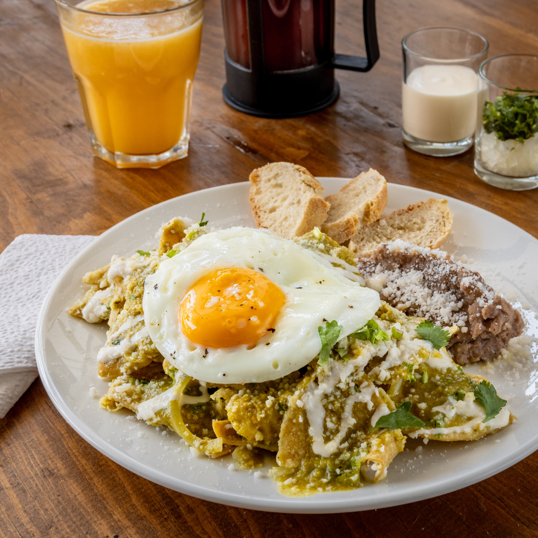 Salsa Fina Verde Nachos.png