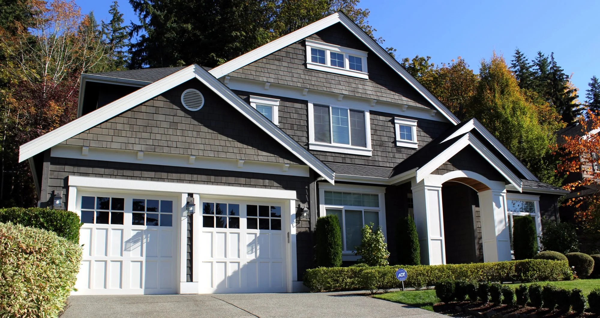 Willow Window Now Offers Hörmann Garage Doors!