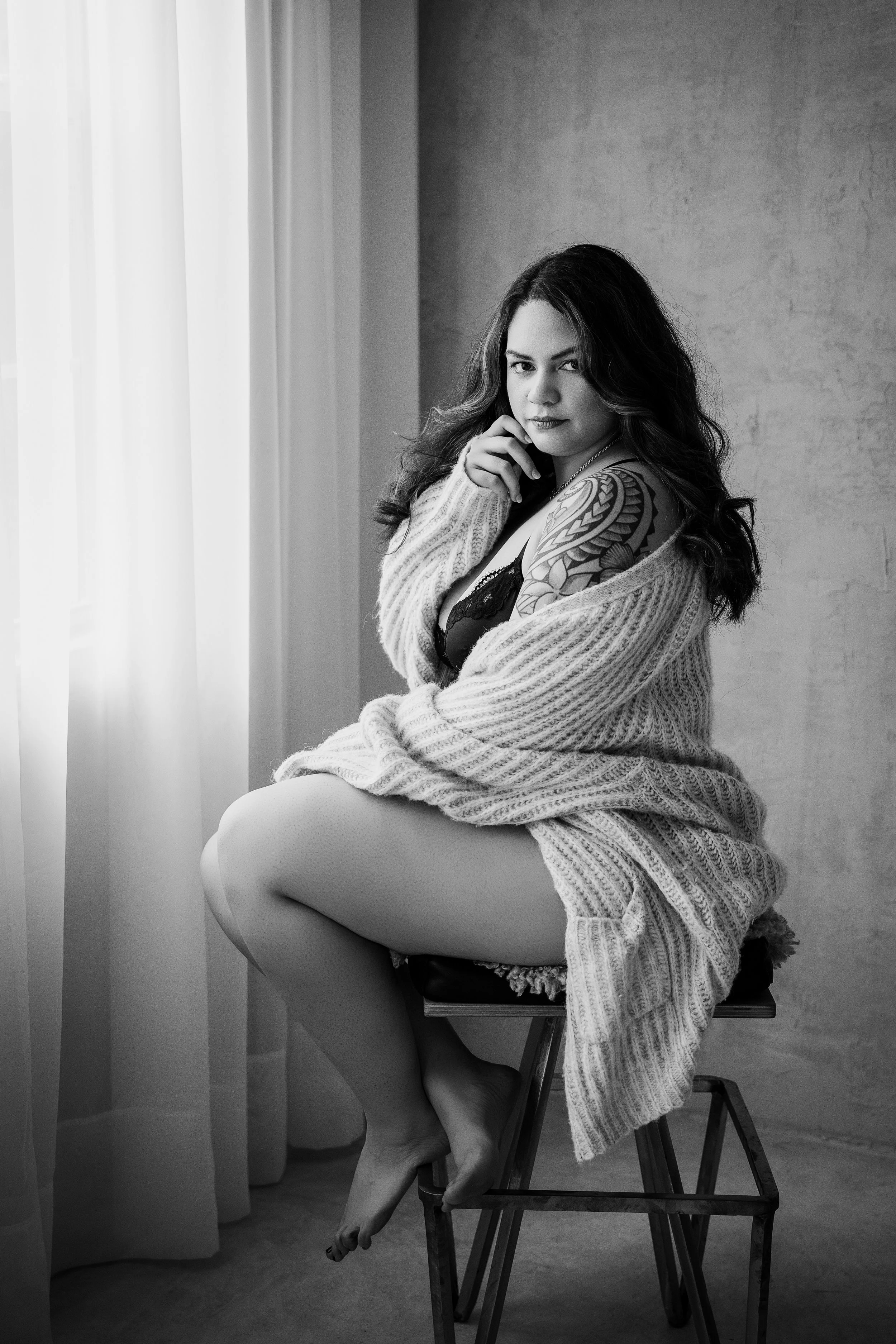 all female boudoir experience serving austin and all of central texas with confidence building photography for the every day woman.