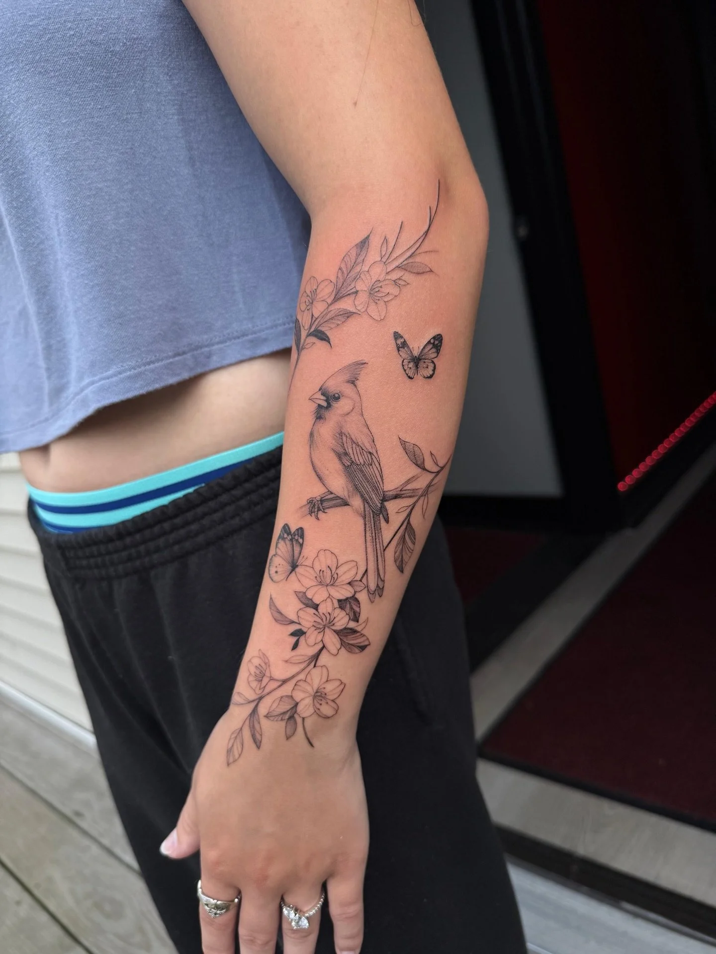 Luiza Bello 🏆 - @luizabelloart is NOW taking new clients and projects for ornate, fine line, black and grey realistic tattoos.

Luiza is our NEWEST resident artist that brings an extremely diverse skill set; specializing in many different styles, as