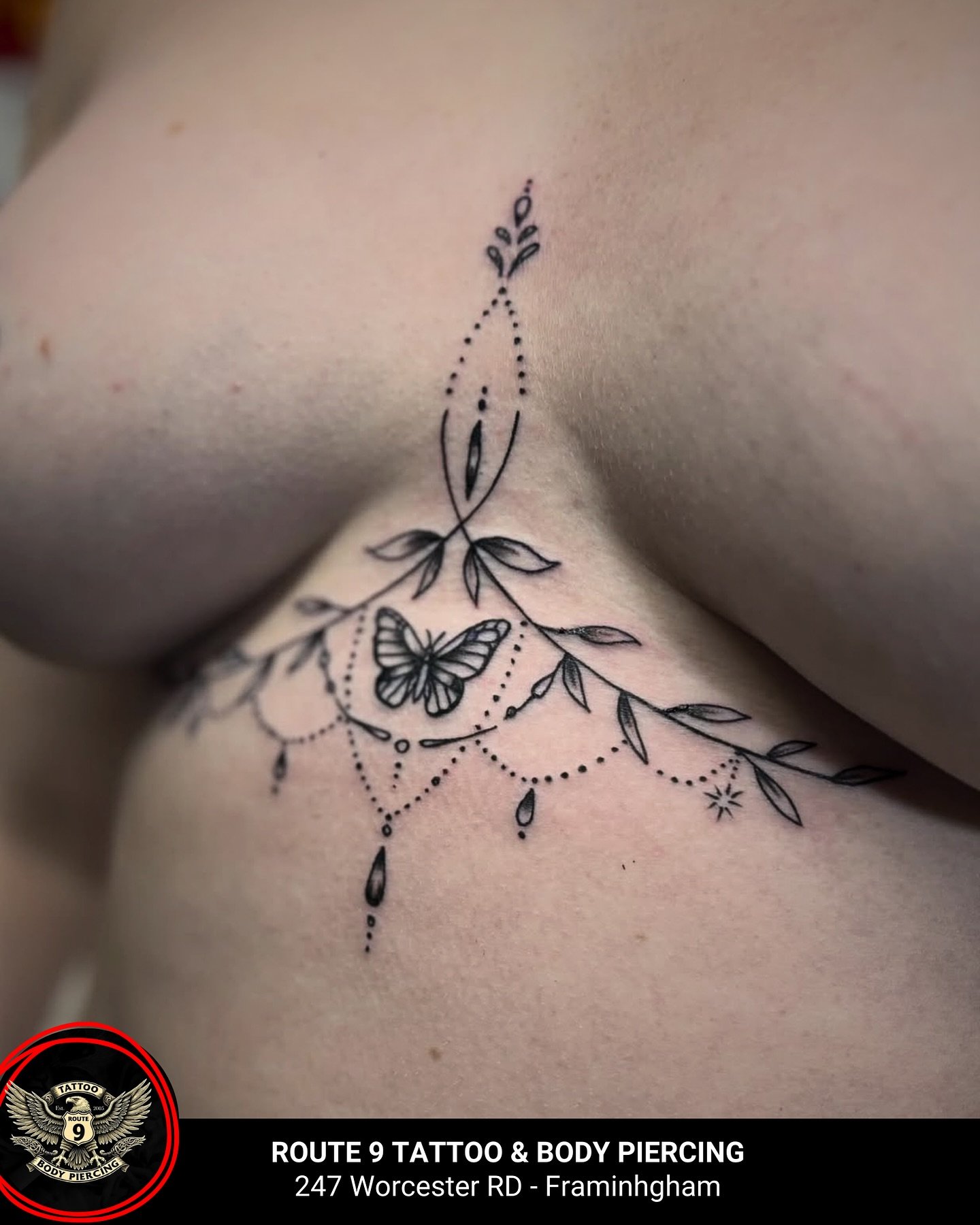 Delicate lines. Precise details. Timeless elegance. ✨

@fahertytattoo isn&rsquo;t just about bold pieces he also masters the art of fine line tattooing. Clean, minimal, and incredibly refined, his work shows that sometimes the smallest details make t