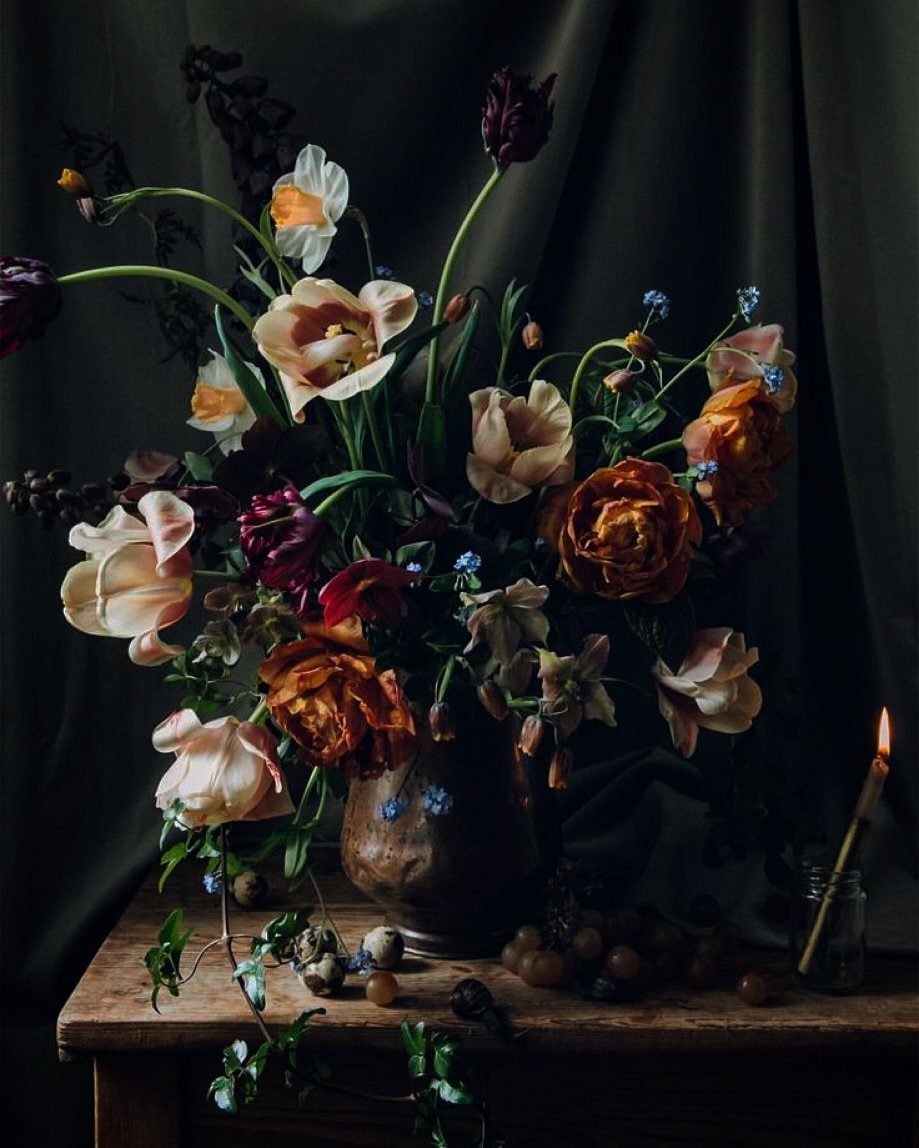 Spring is in the air, replace it either the scent of Burnt Blooms!
-
-
#burntblooms #floralscents