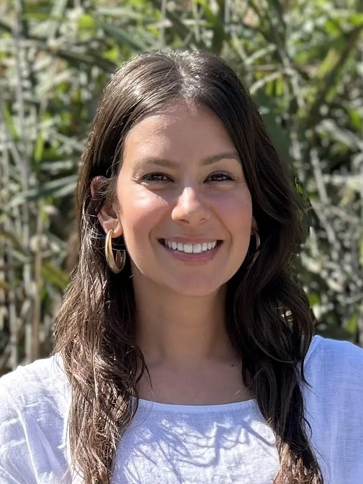 headshot.Kristen Peck.jpg