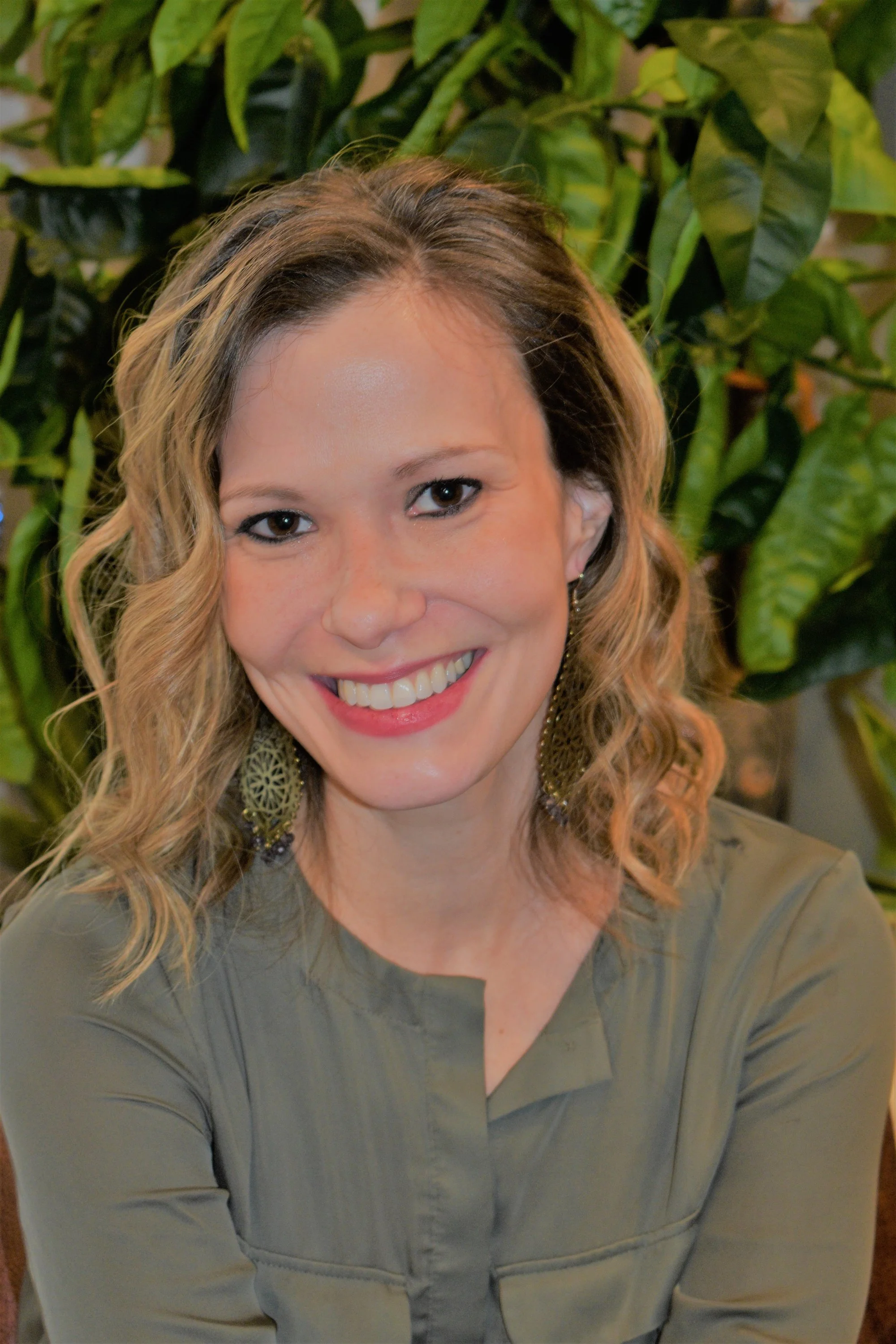 Melanie Wick Singer - "Writing children's books that contain lots of heart and the occasional rock out dance party."
Co-represented with the amazing Ramona Pina at BookEnds