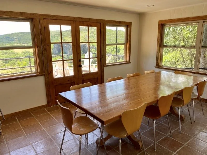 Verano Vista Dining Area.jpeg