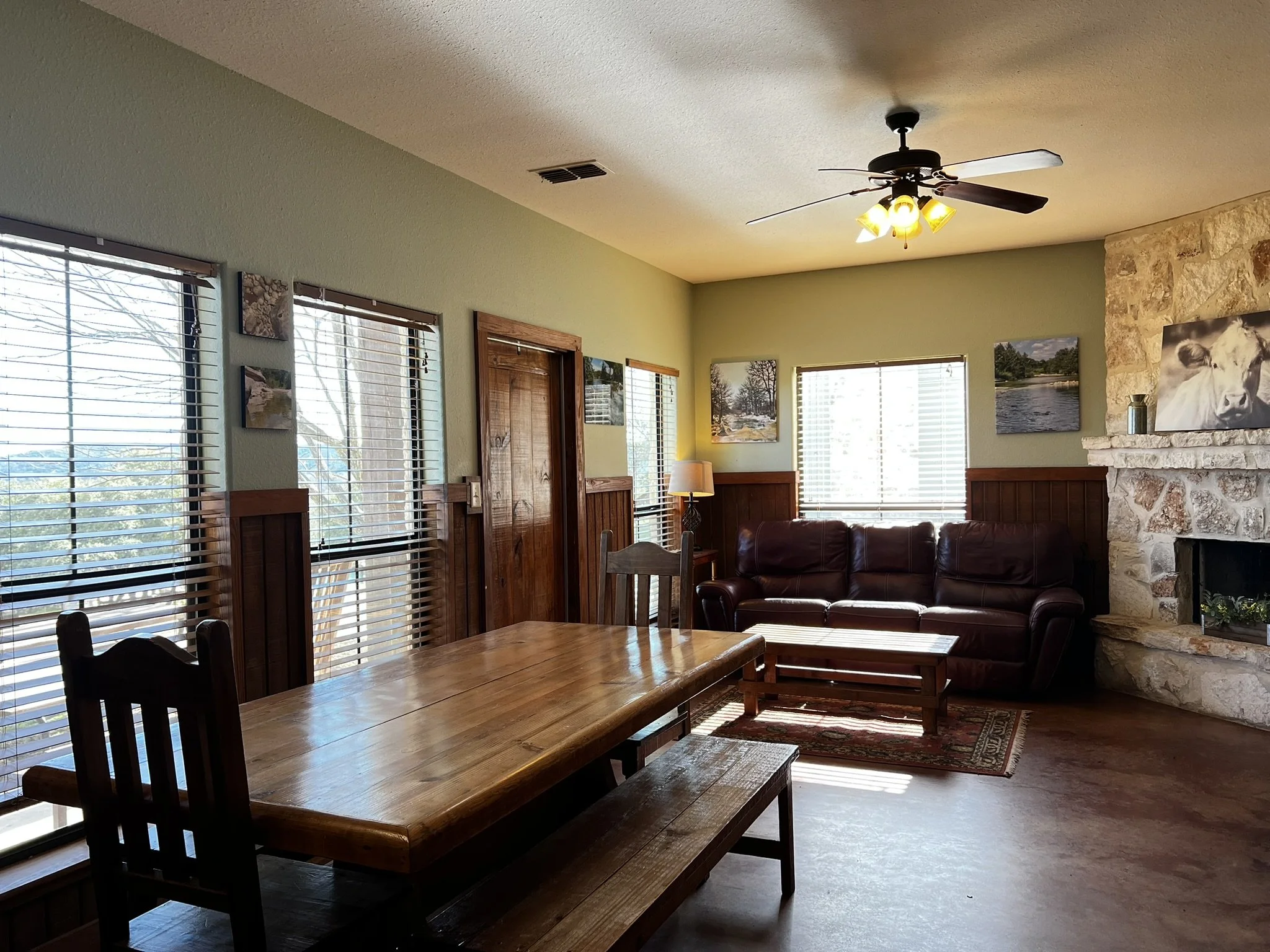 Condo 102 Dining Area.jpeg