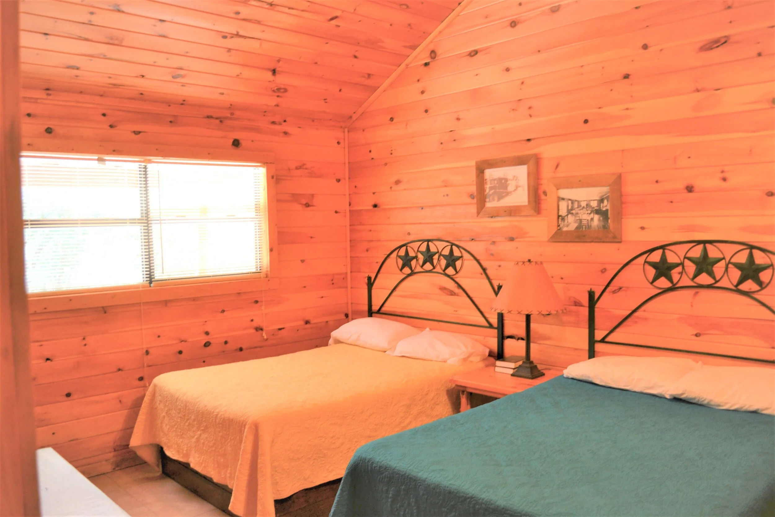 Cabin 69 Bedroom 2.jpg