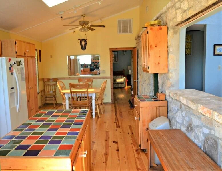 Mountain Laurel Kitchen Area 2.jpeg