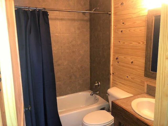 Hank's Restroom.jpeg