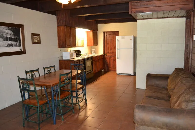 Cabin 40 Interior.jpeg