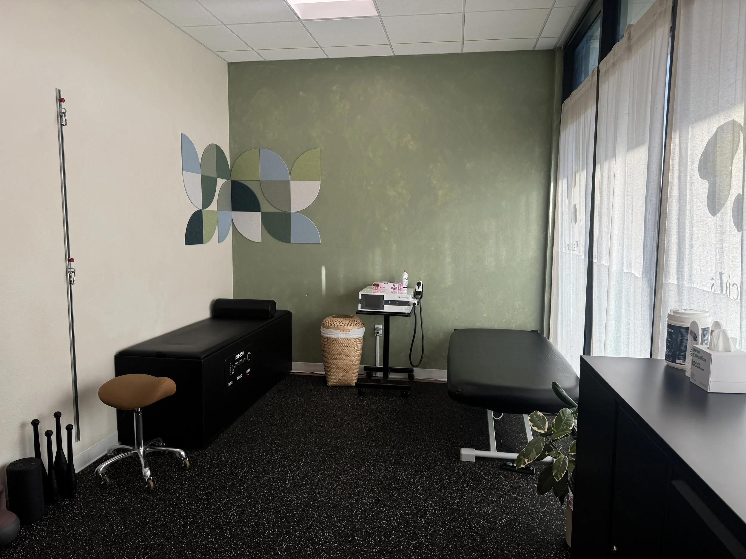 Shockwave Therapy and Chiropractic in Hillsboro, Oregon