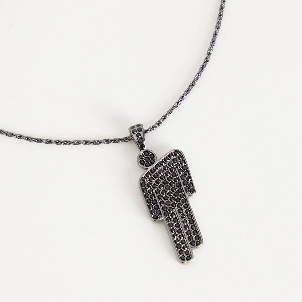 BE_BlackNecklace_Detail.jpg