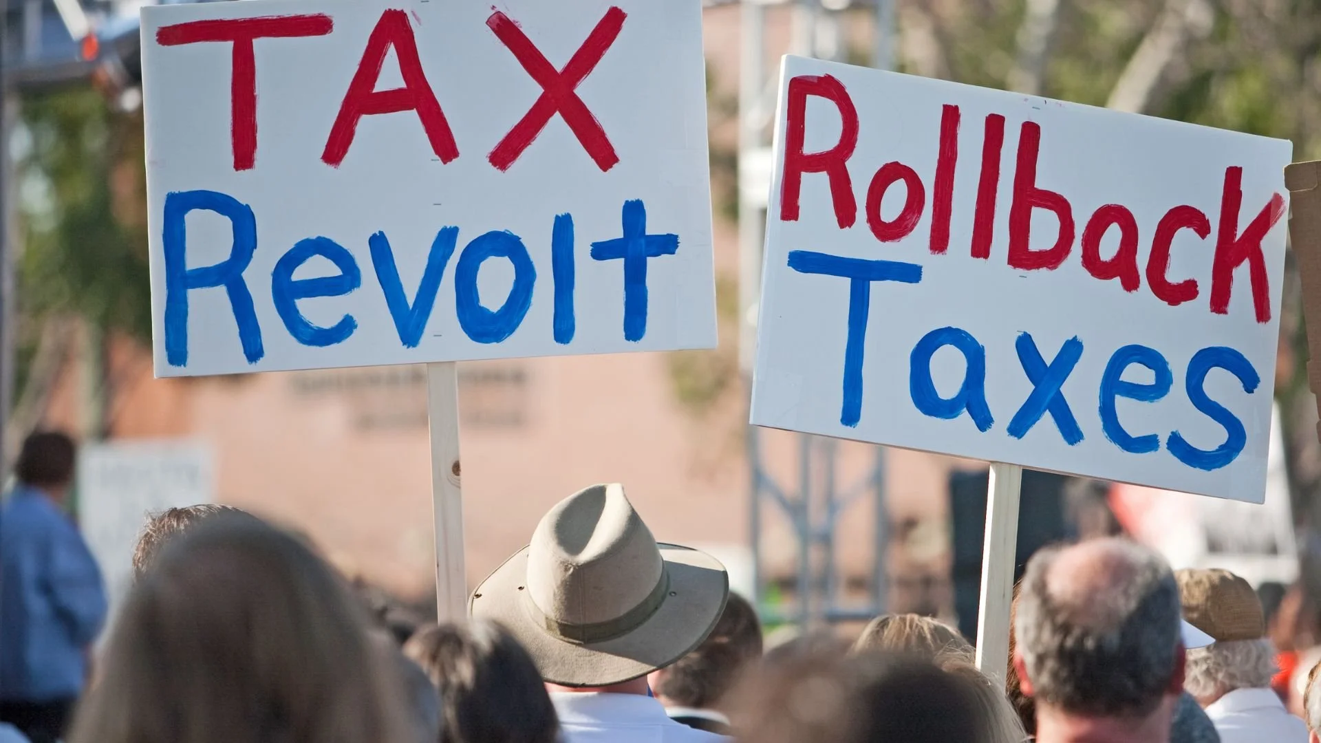 Anti-Tax Initiative Threatens Public Funding in November Ballot