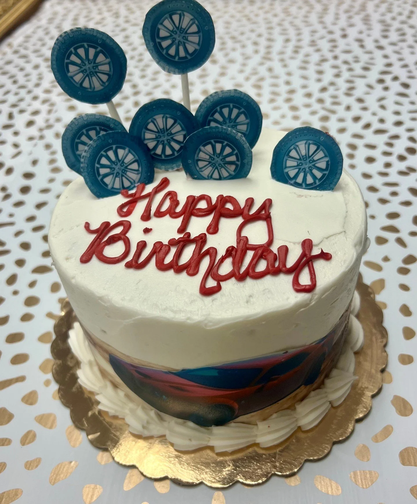 Wheels for car-loving Giovanni! Thank you Cain&rsquo;s Creative Cakes!

#fosterfete 
#celebrateeverything