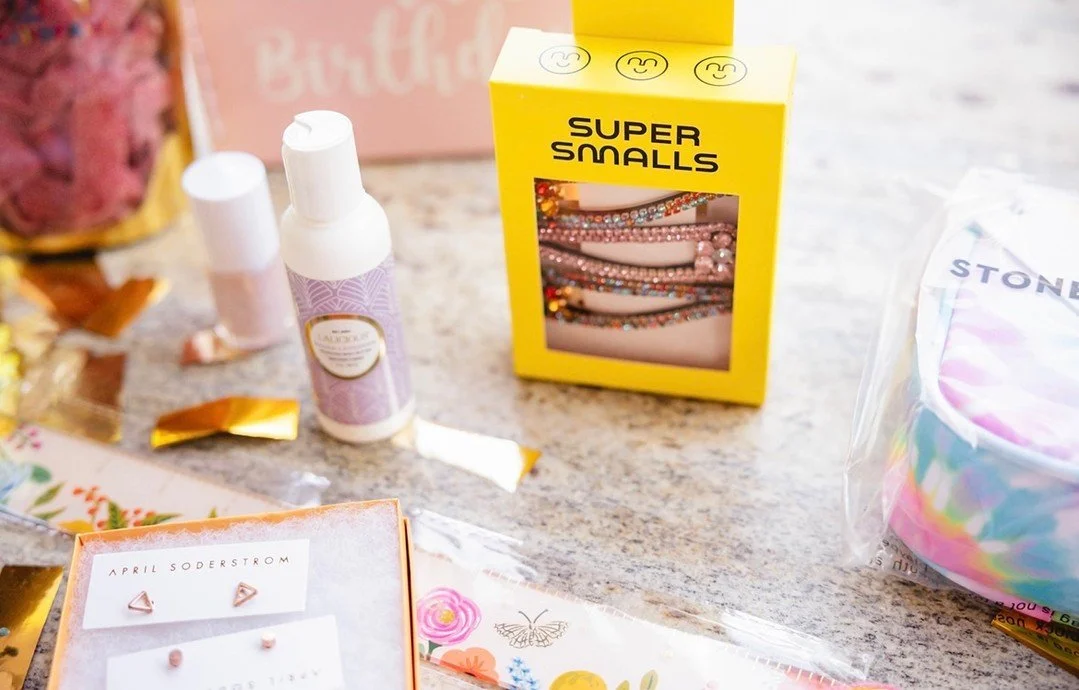 Some of our fav brands that give to us every year 💕🎊!

#fosterfete
#celebrateeverything
#fiveyearsfivehundred