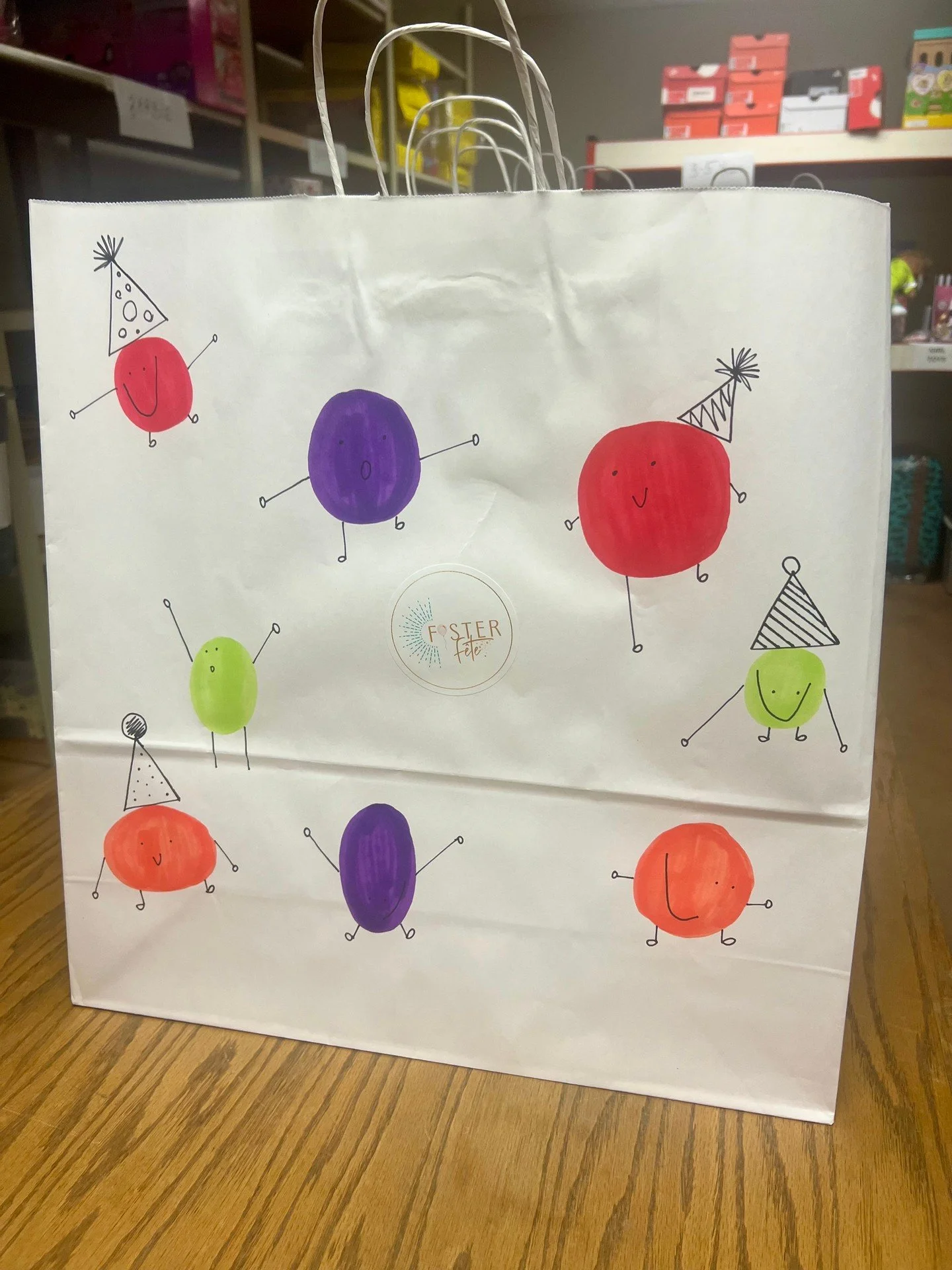Love when our volunteers make our bday bags so fun! (the things I always want to do but don&rsquo;t seem to ever find the time)!

#fosterfete 
#celebrateeverything 
#fiveyearsfivehundred