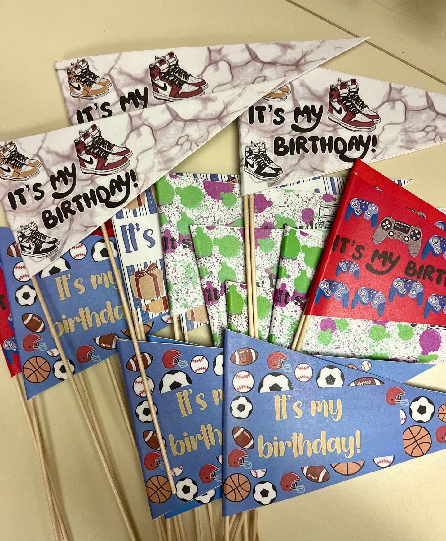 Thr boy versions are just as cute! Love adding these to the birthday bags! 

#fosterfete 
#celebrateeverything 
#fiveyearsfivehundred