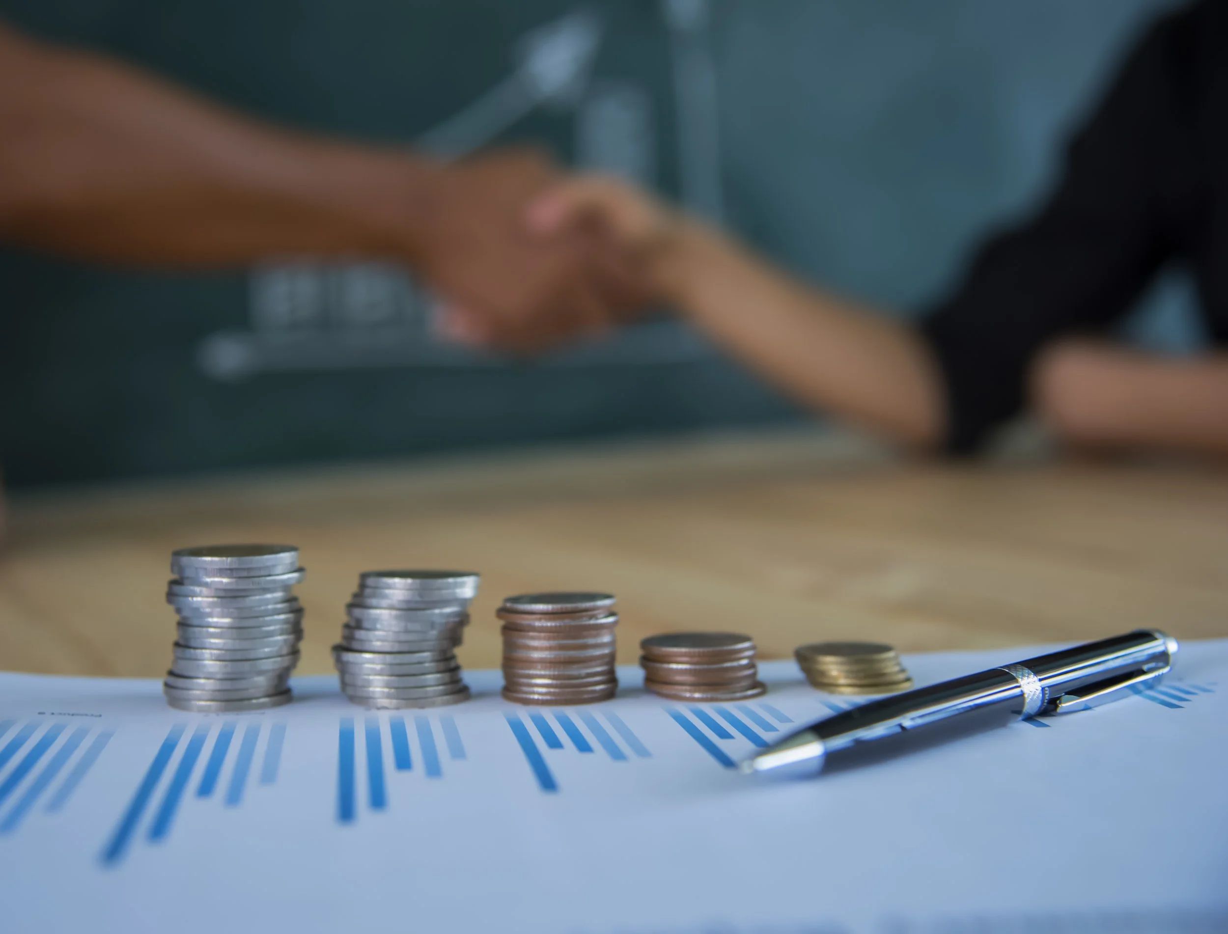 What credit score is needed for a debt restructuring loan?