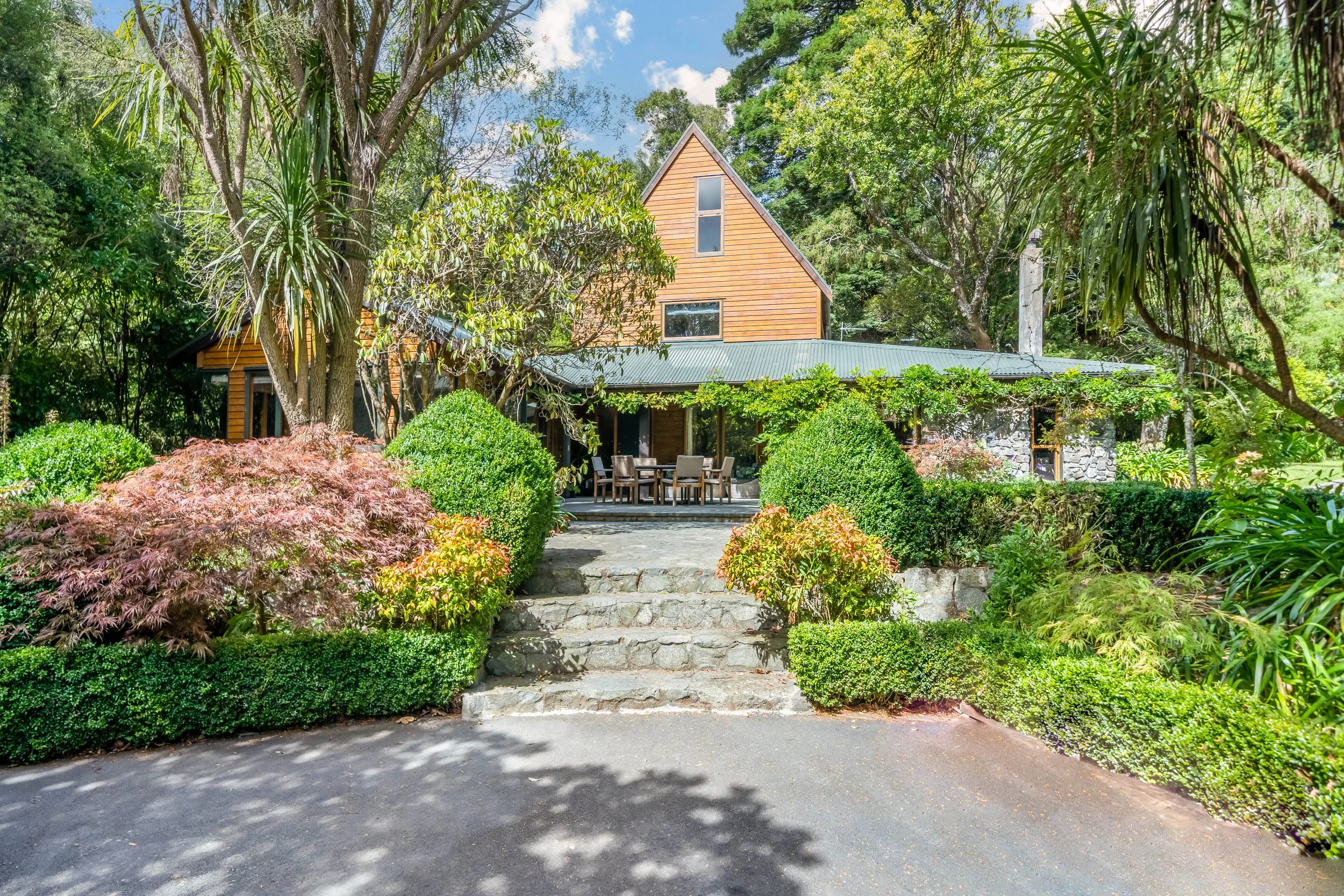 30c Chatsworth Road — Team Ledger