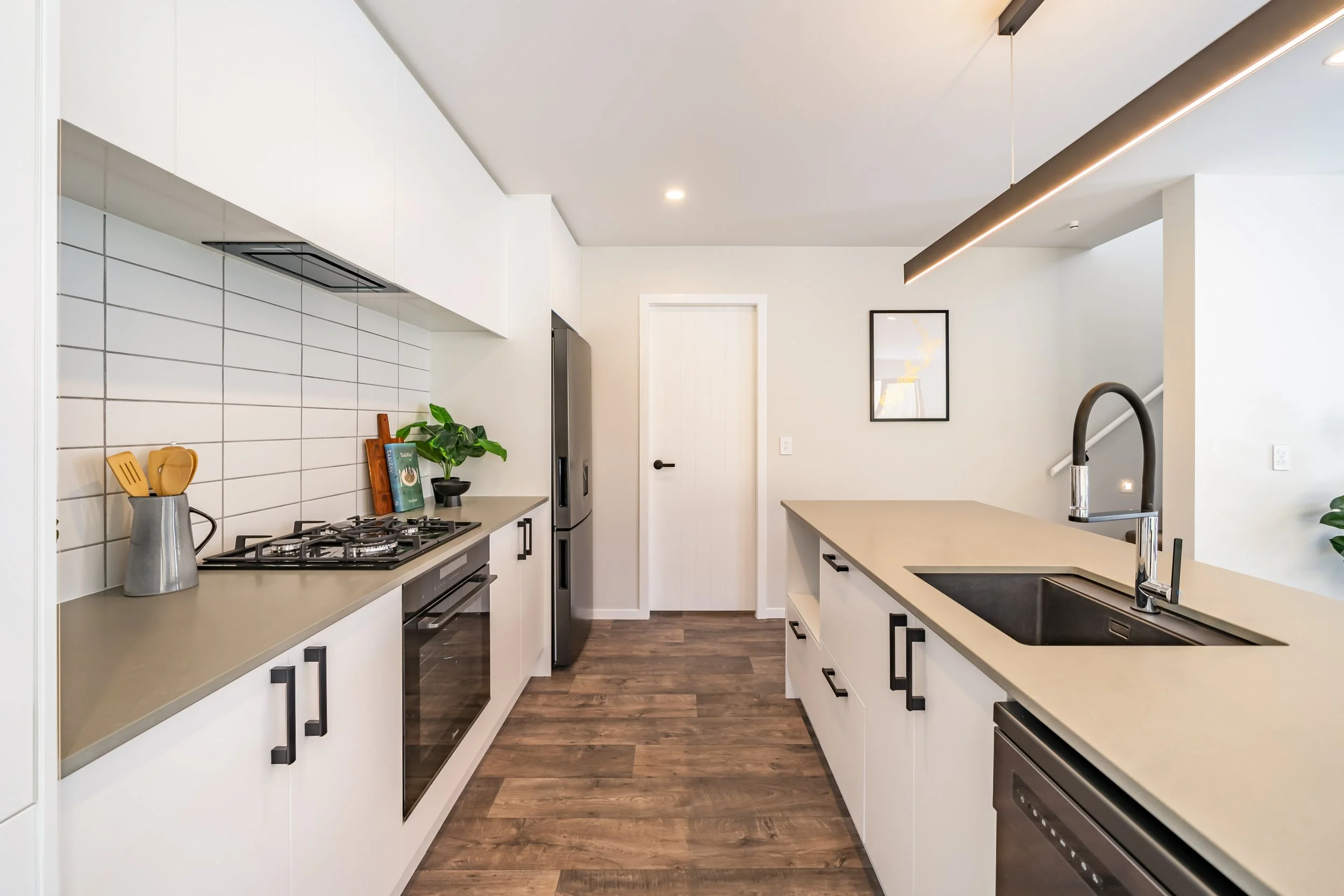 17-Moeraki Road (42).jpg