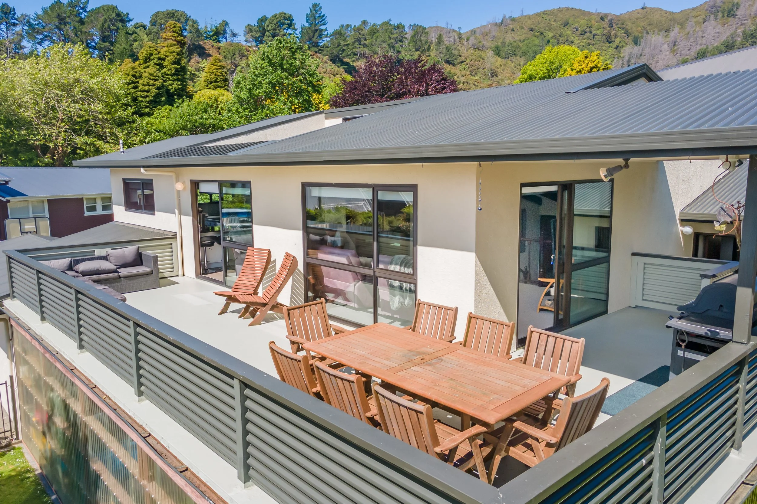 18 Kamahi Street — Team Ledger