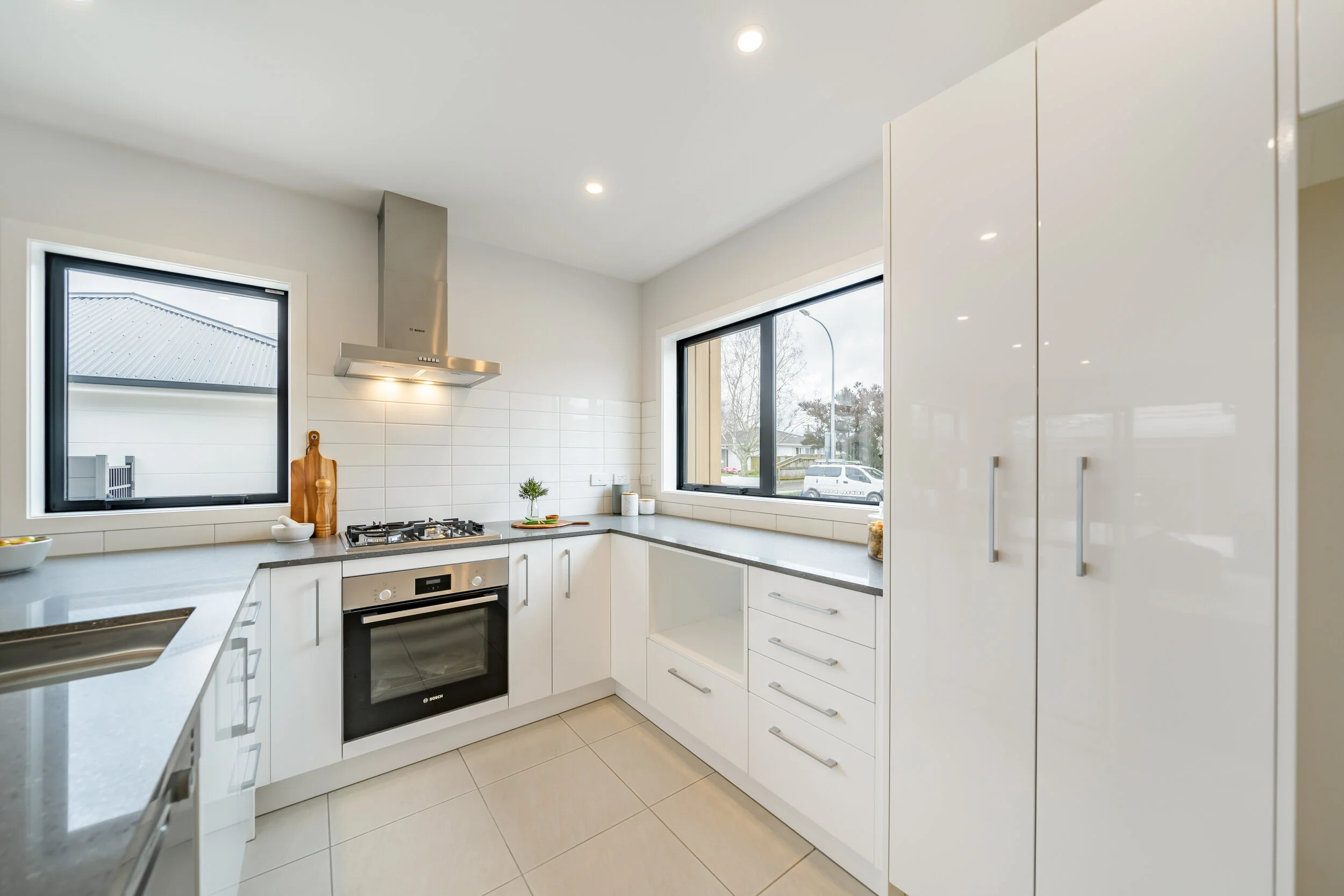 18 - 47A Pine Avenue.jpg