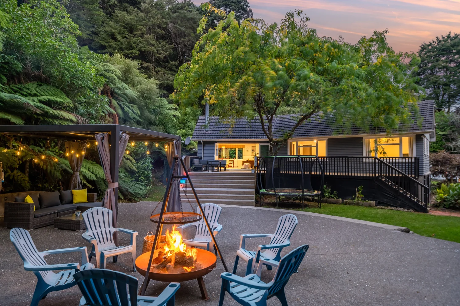 49-blue-mountains-road-team-ledger-real-estate-harcourts-hutt-valley